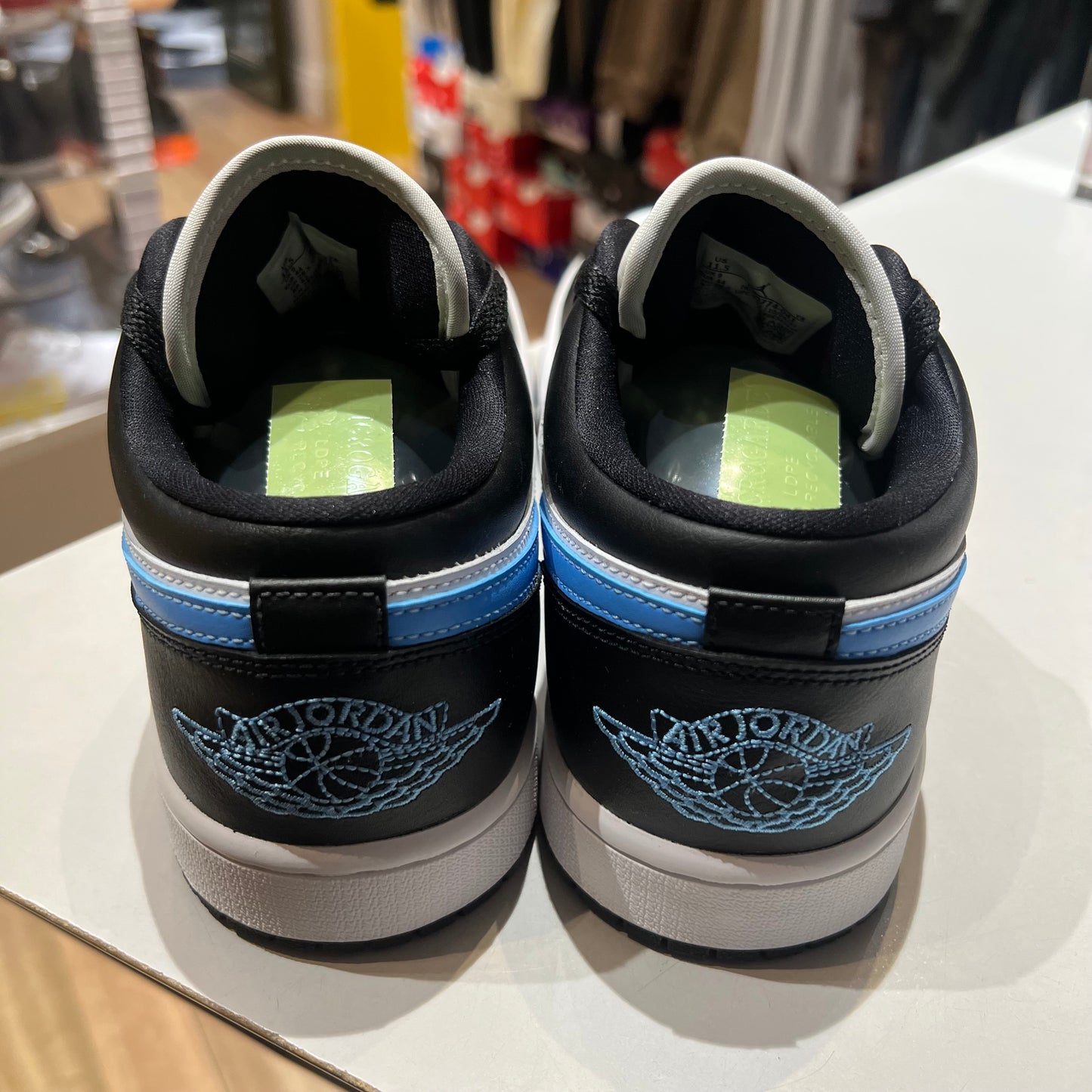 Jordan 1 Low Black University Blue White Pre-owned M US10
