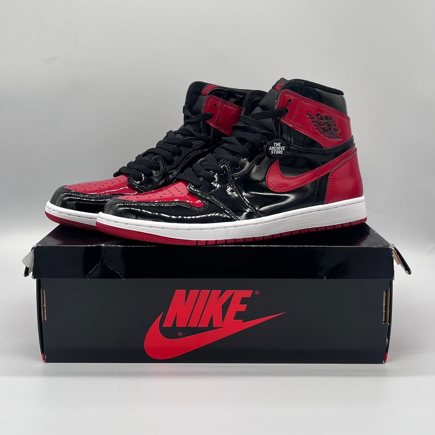 Jordan 1 Retro High OG Patent Bred Pre-owned US 11