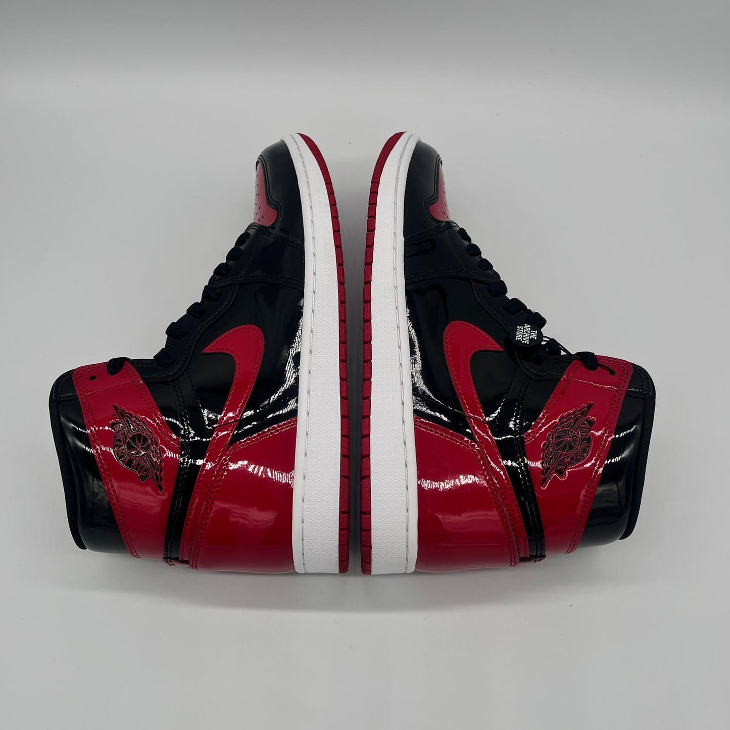 Jordan 1 Retro High OG Patent Bred Pre-owned US 11
