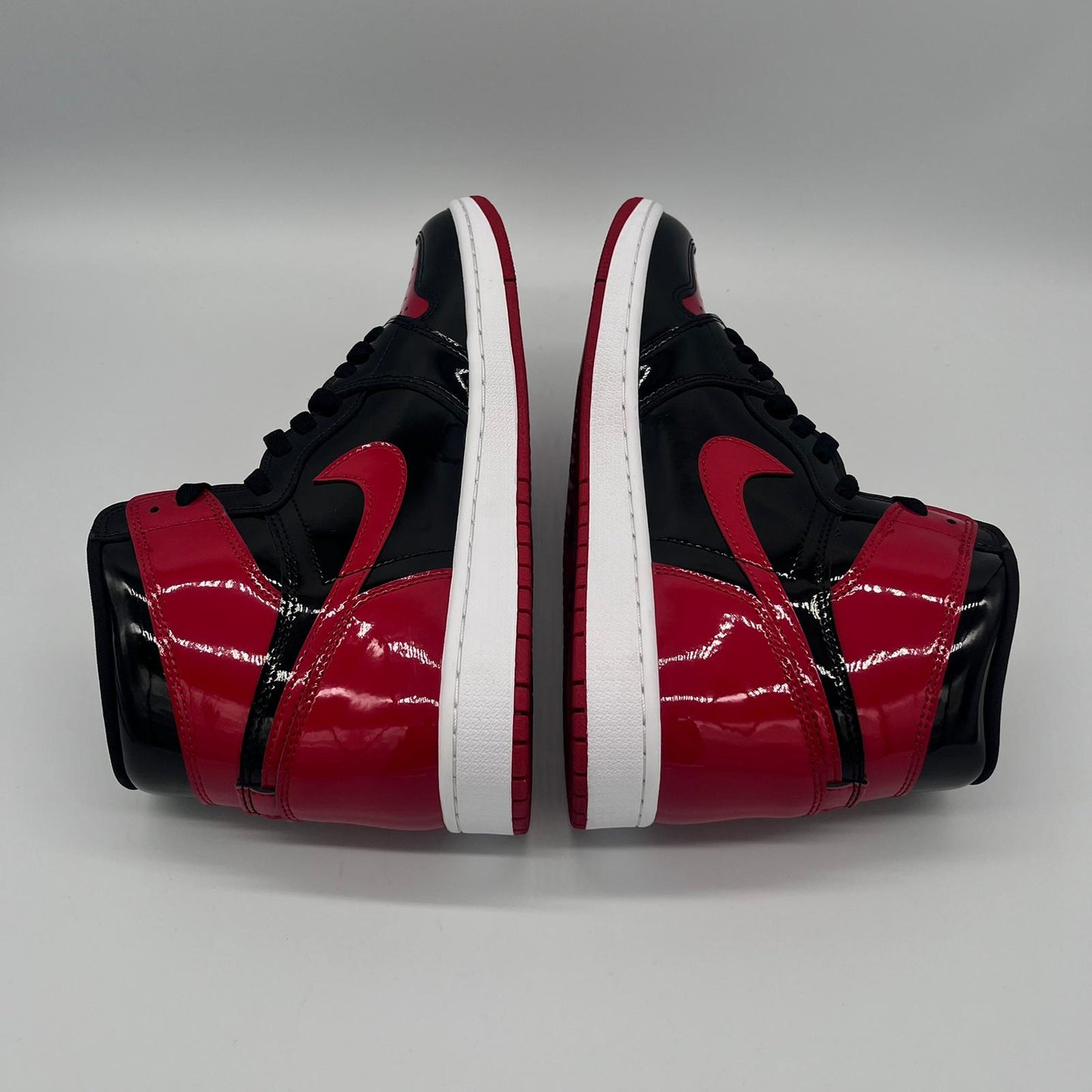Jordan 1 Retro High OG Patent Bred Pre-owned US 11