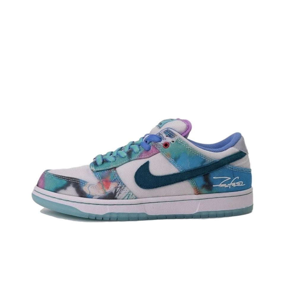 Nike SB Dunk Low Futura Laboratories Bleached Aqua