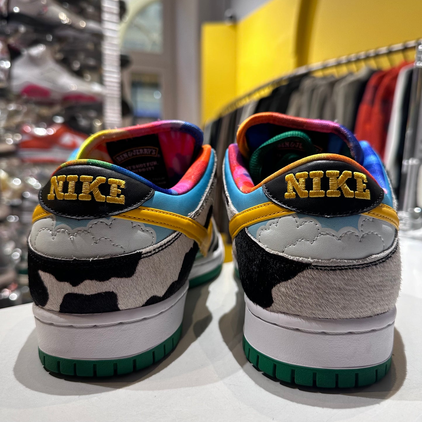 Nike SB Dunk Low Ben & Jerry's Chunky Dunky Pre-owned US 9