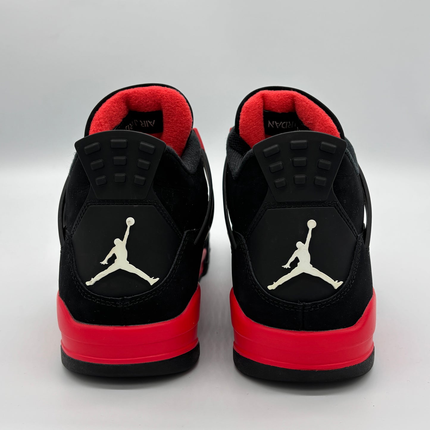 Jordan 4 Retro Red Thunder Pre-owned US10