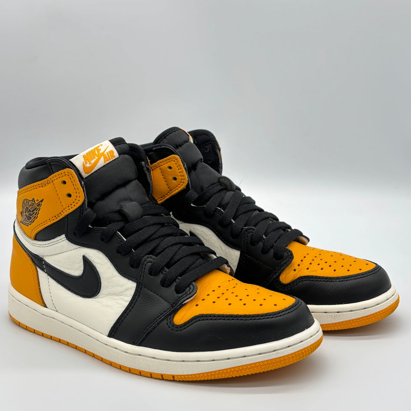 Jordan 1 Retro High OG Taxi Pre-Owned US8.5