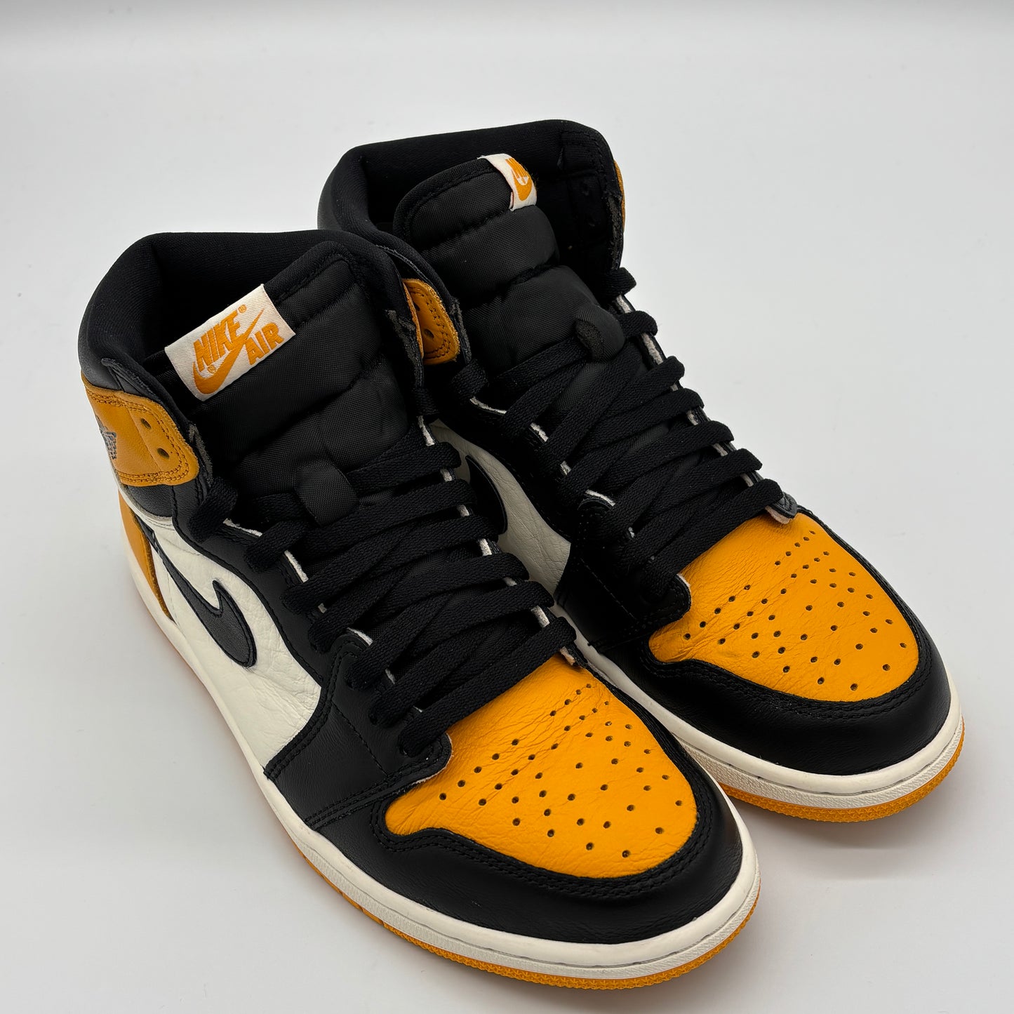 Jordan 1 Retro High OG Taxi Pre-Owned US8.5