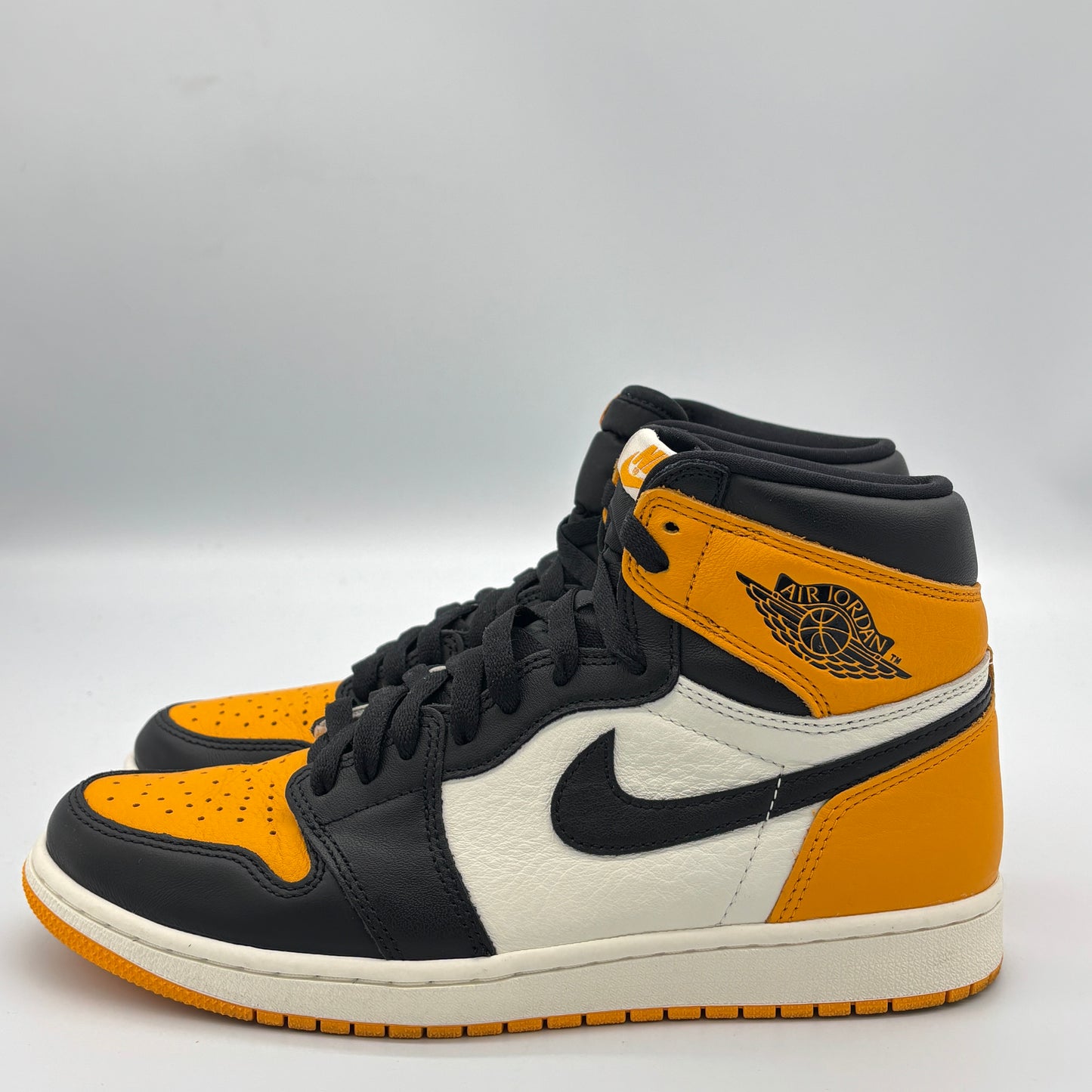 Jordan 1 Retro High OG Taxi Pre-Owned US 9