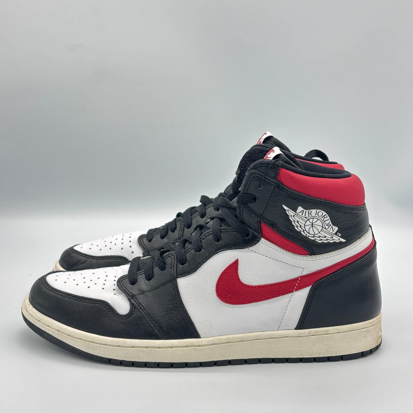 Jordan 1 Retro High Black Gym Red Pre-owned US14