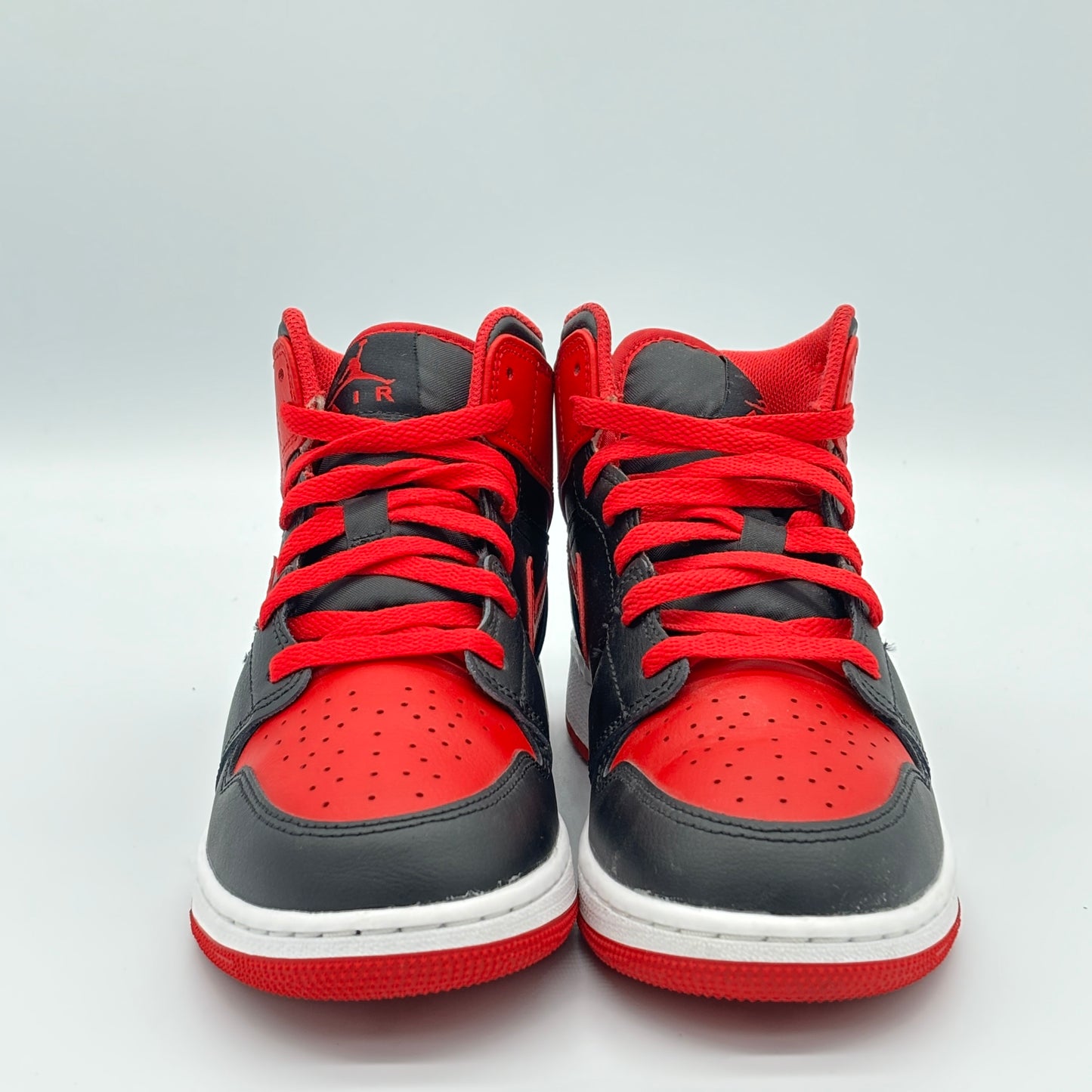 Jordan 1 Mid Alternate Bred Pre-owned US6Y