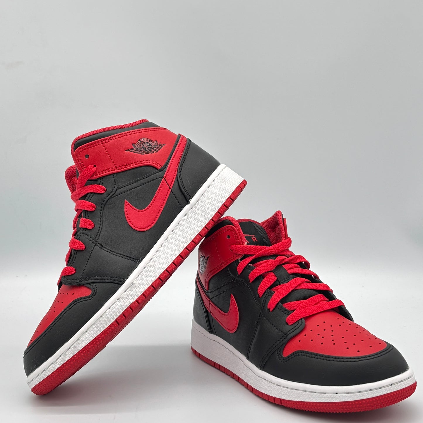Jordan 1 Mid Alternate Bred Pre-owned US6Y