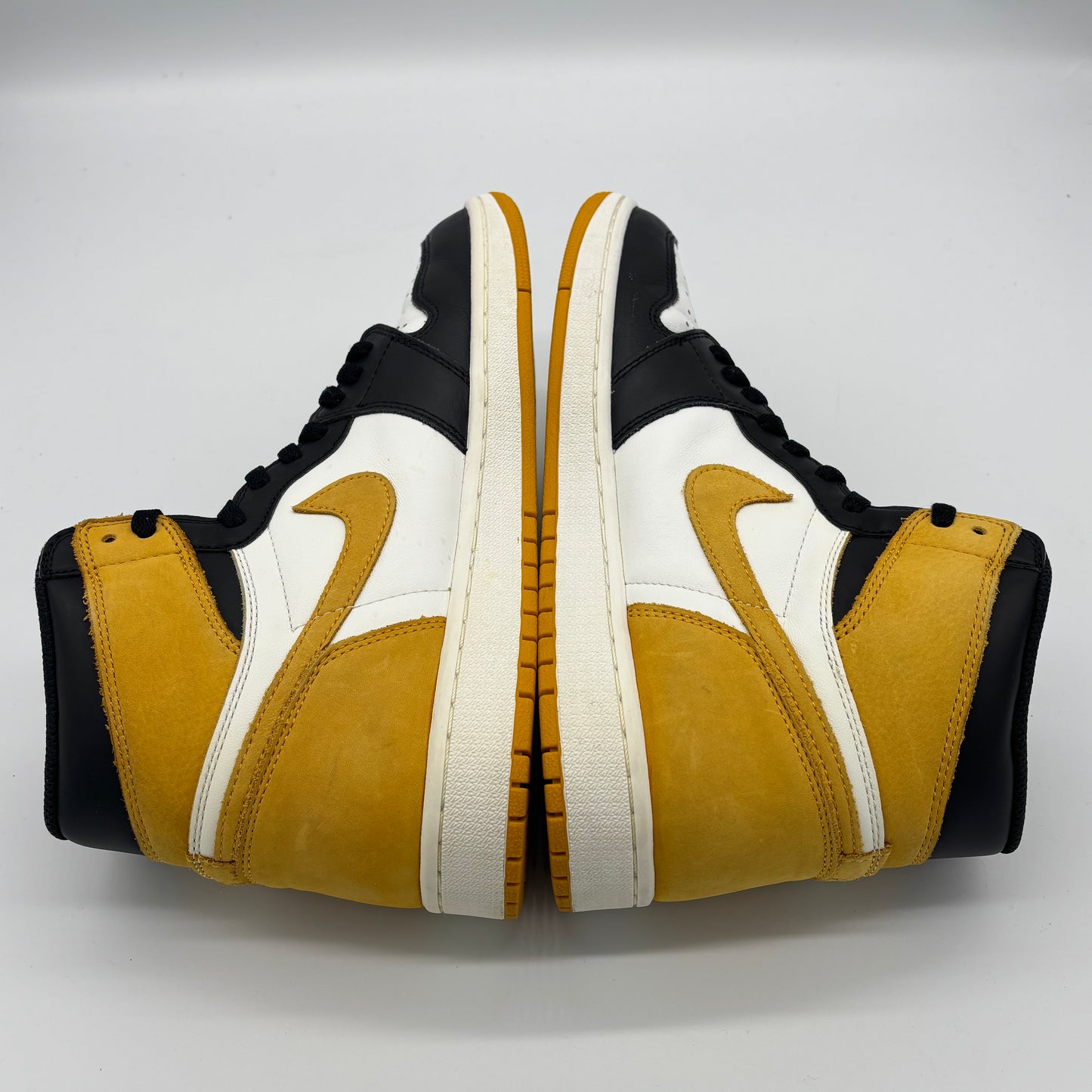 Jordan 1 Retro High Yellow Ochre Pre-owned US 10.5