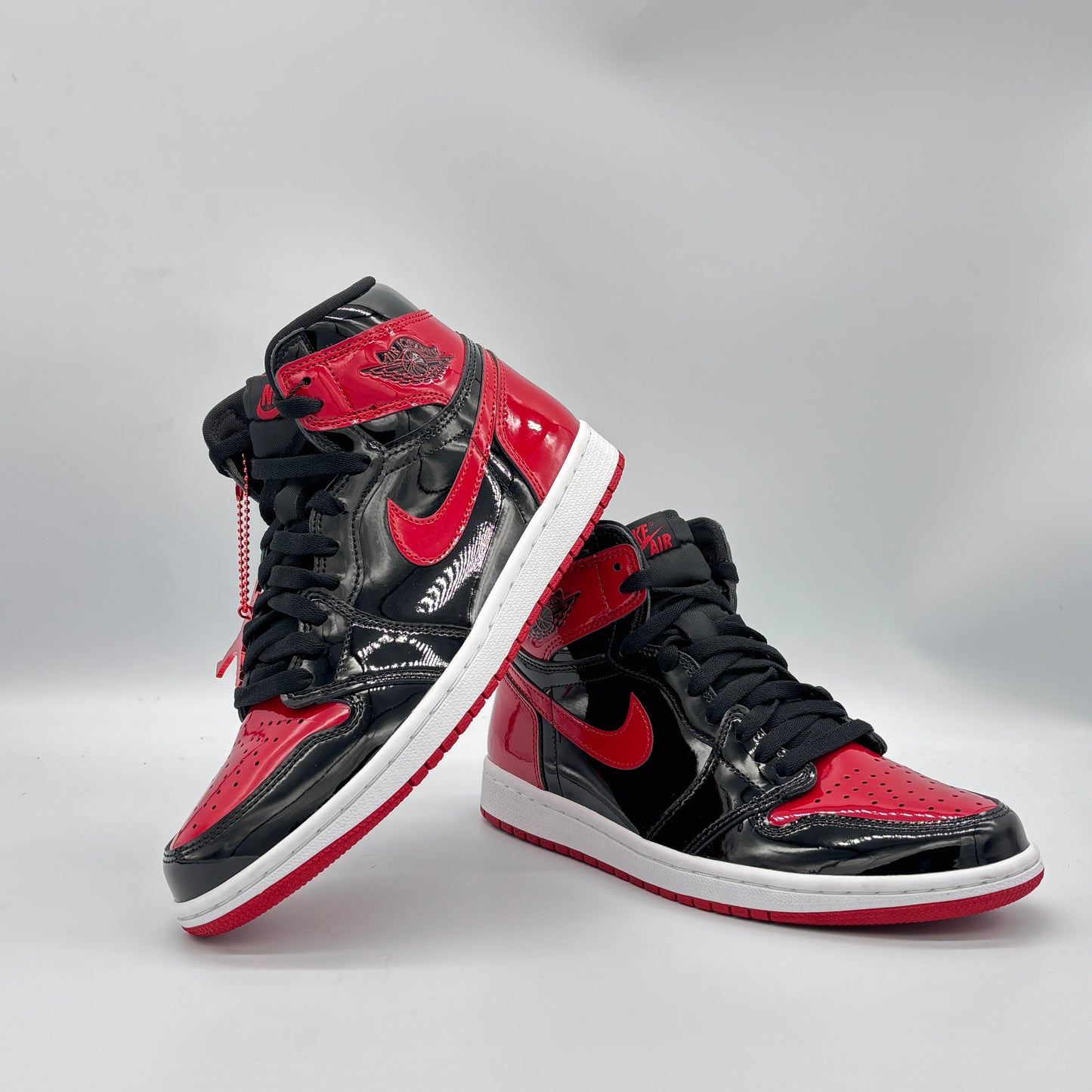 Jordan 1 Retro High OG Patent Bred Pre-owned US 8