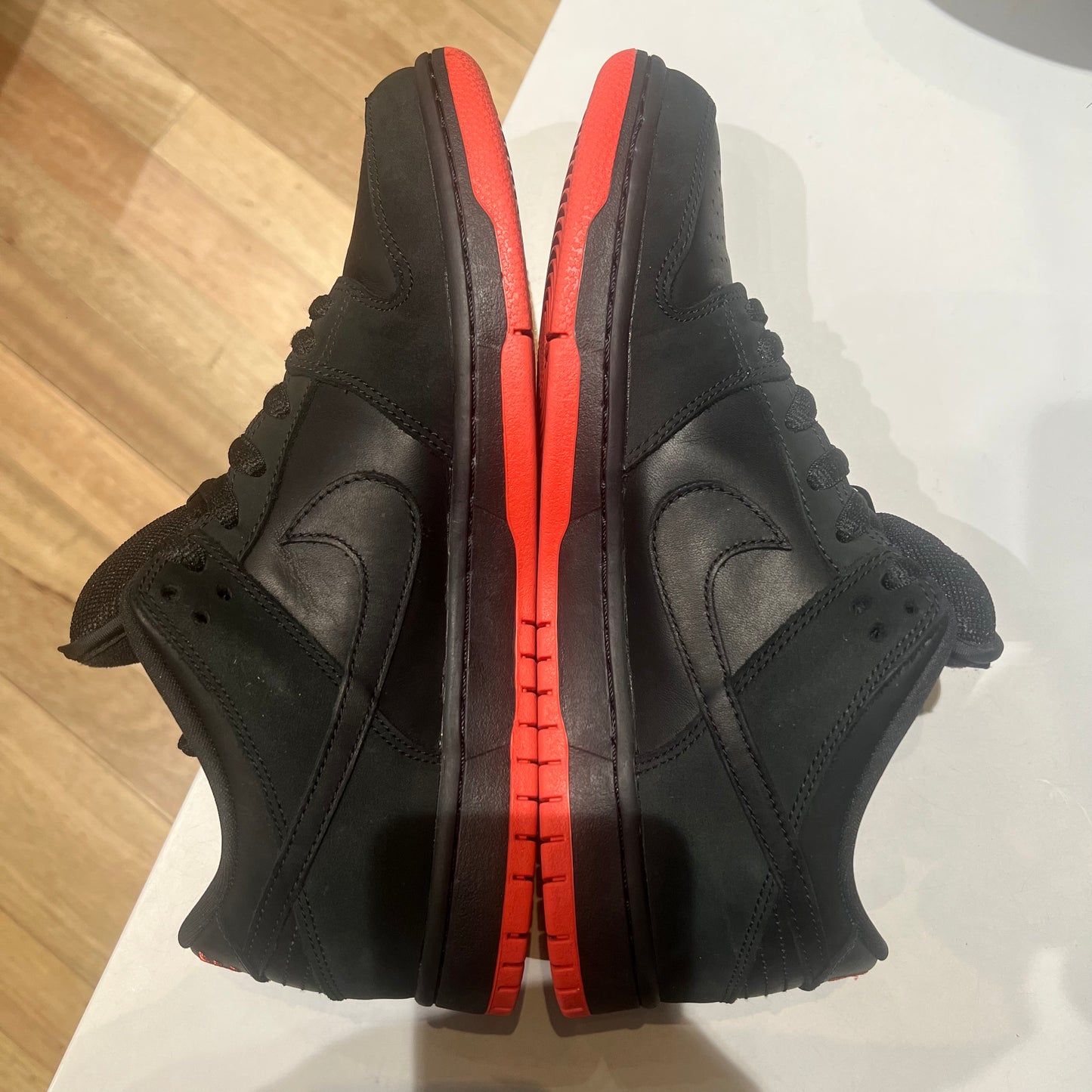 Nike SB Dunk Low Black Pigeon Pre-owned US10.5