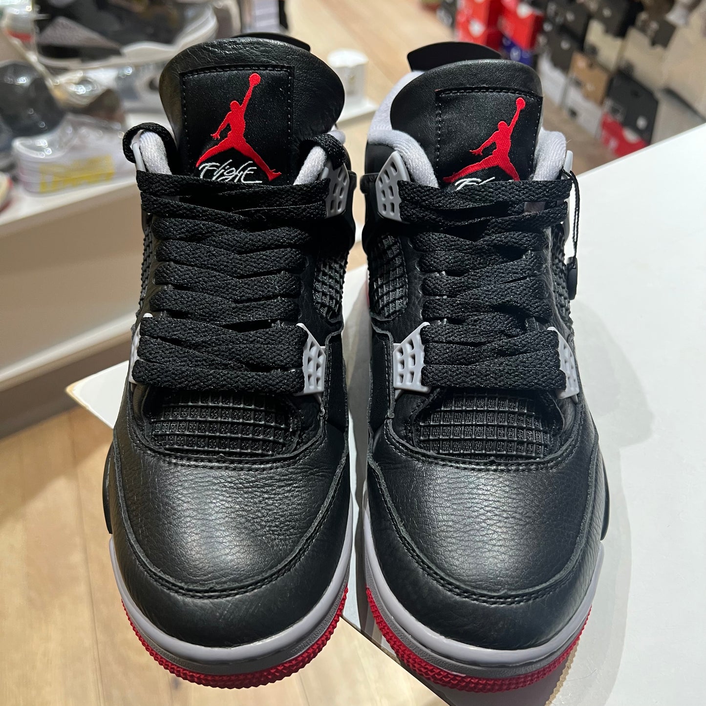 Jordan 4 Retro Bred Reimagined Pre-Owned US8