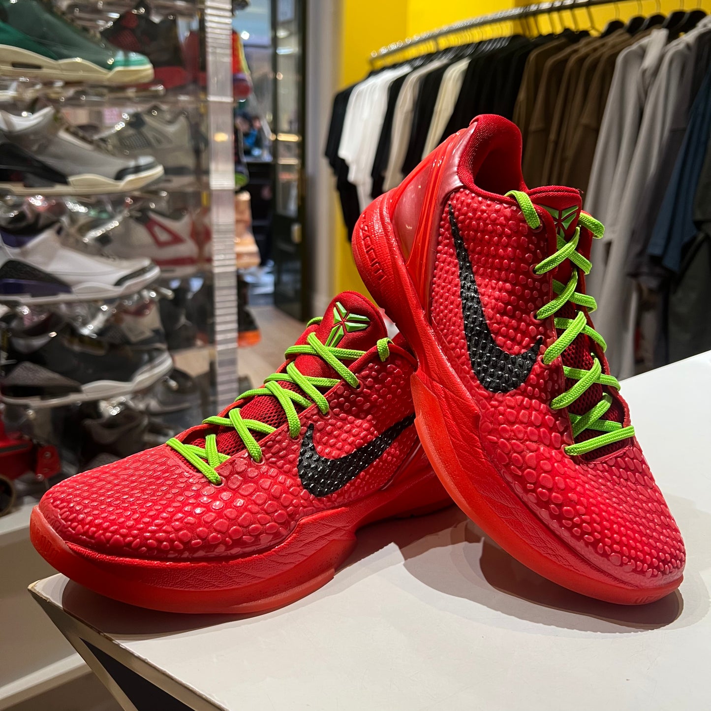 Nike Kobe 6 Protro Reverse Grinch Pre-owned US7.5