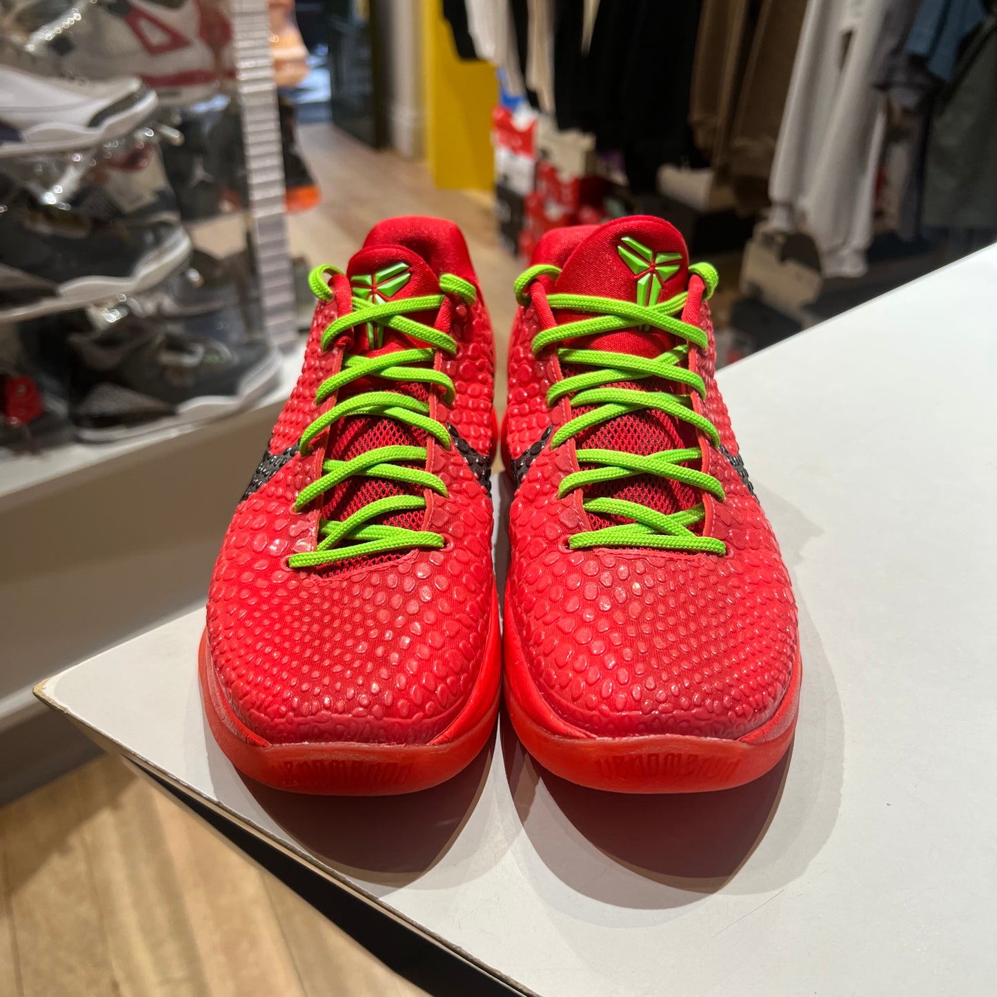 Nike Kobe 6 Protro Reverse Grinch Pre-owned US7.5