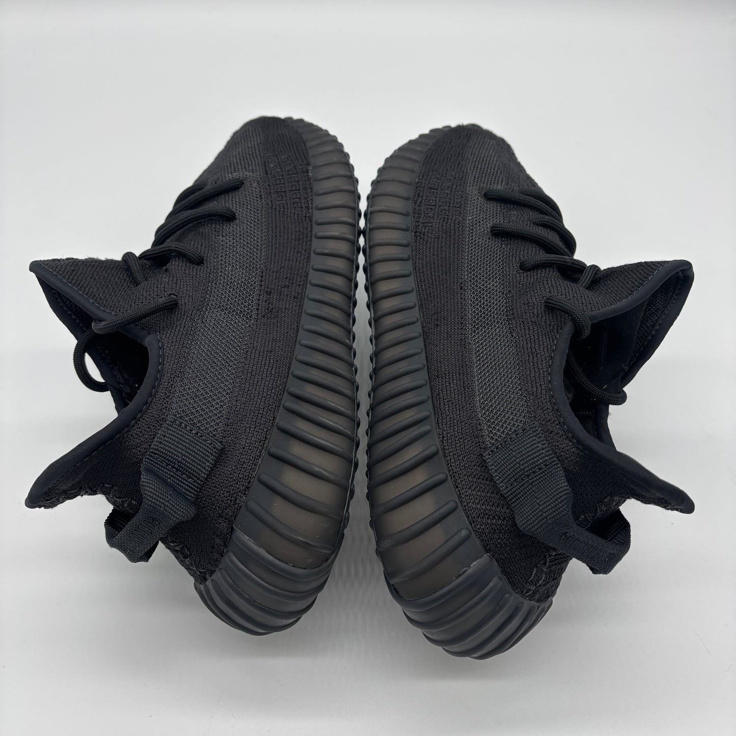 Adidas Yeezy Boost 350 V2 Onyx US9 Pre-owned