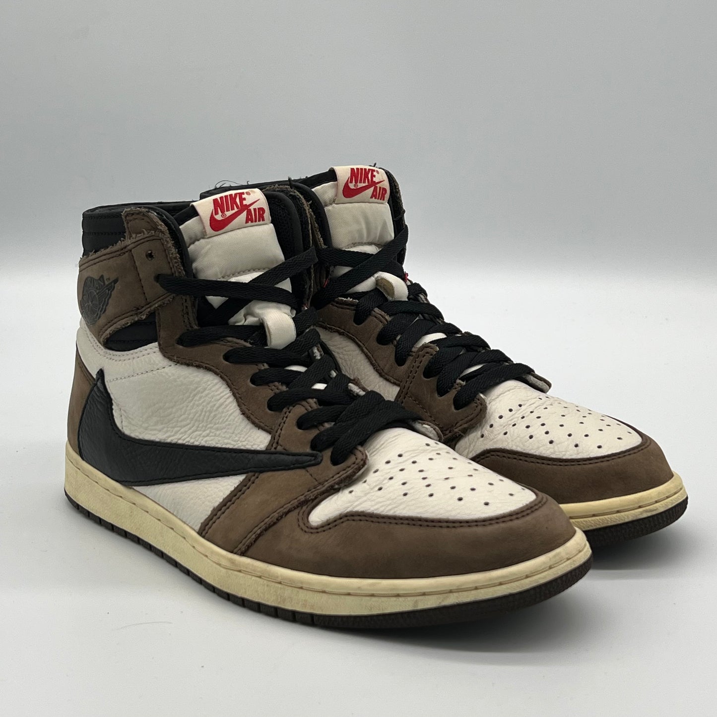 Jordan 1 Retro High OG SP Travis Scott Mocha Pre-Owned Size 10.5