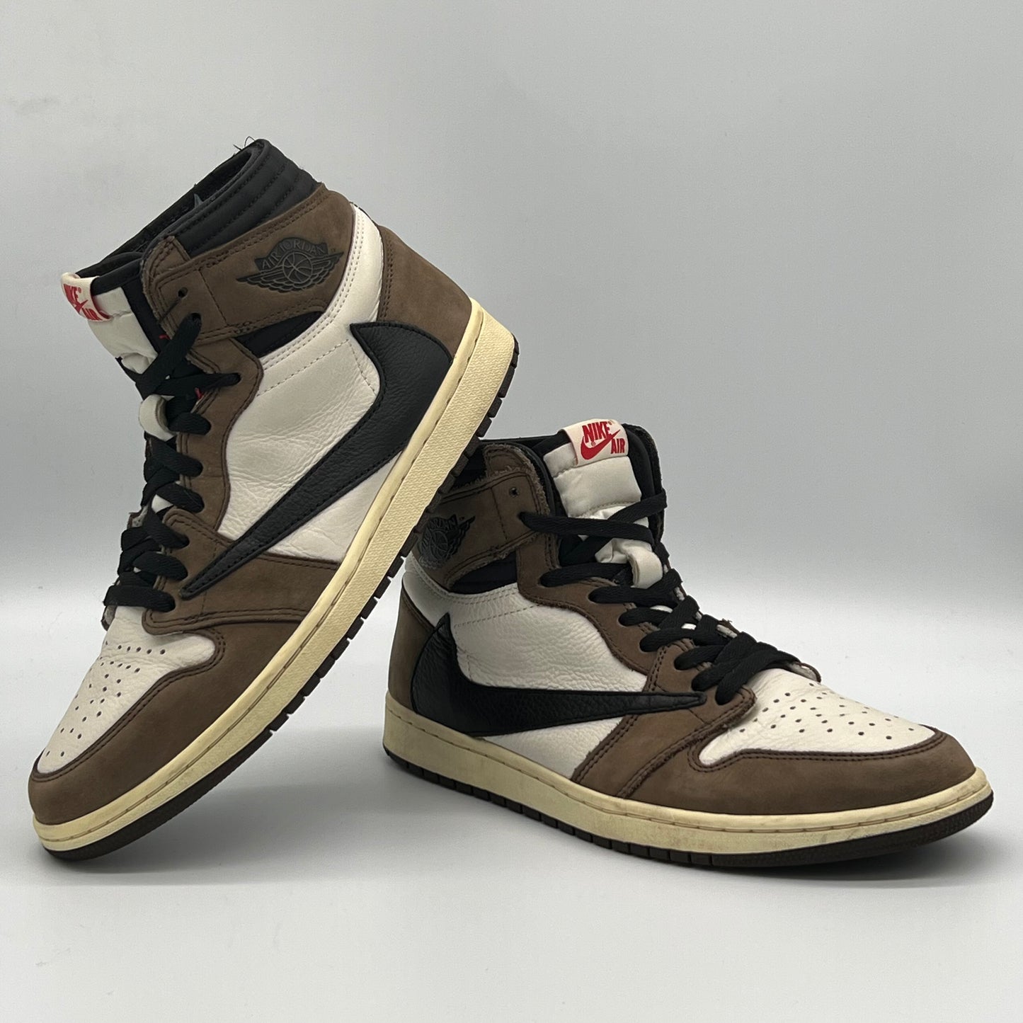 Jordan 1 Retro High OG SP Travis Scott Mocha Pre-Owned Size 10.5
