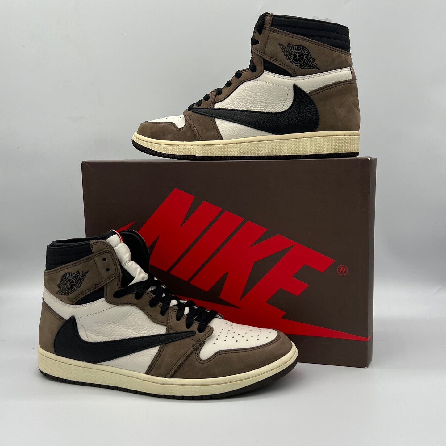 Jordan 1 Retro High OG SP Travis Scott Mocha Pre-owned US 11
