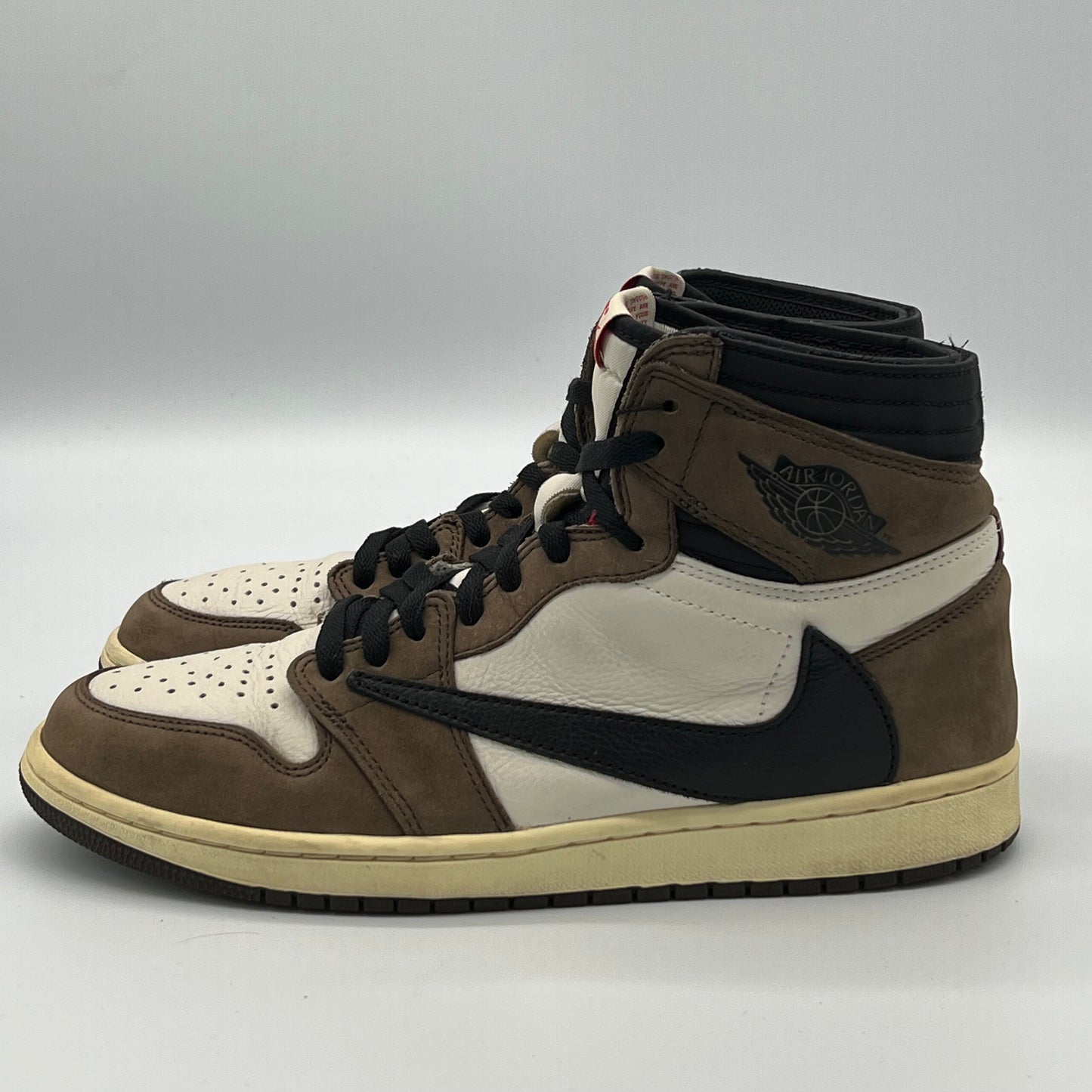 Jordan 1 Retro High OG SP Travis Scott Mocha Pre-Owned Size 10.5