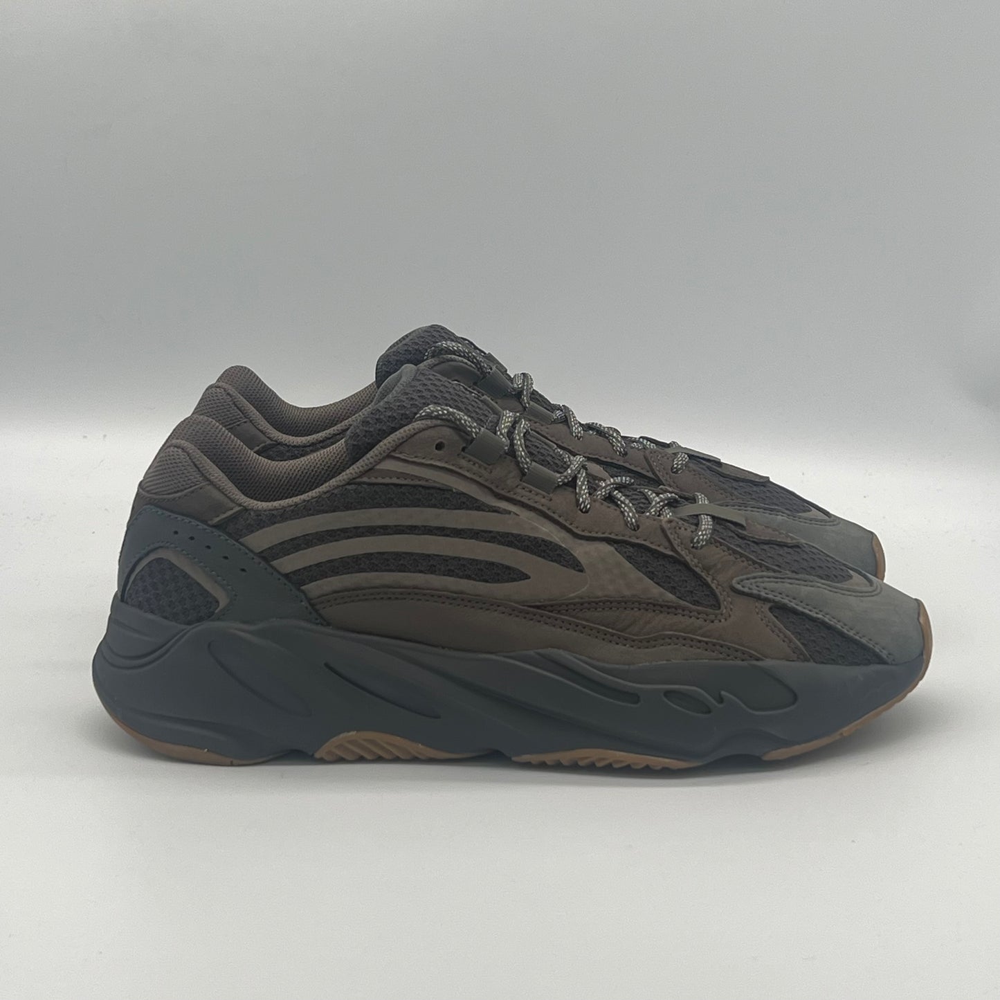 adidas Yeezy Boost 700 V2 Geode Pre-owned US13