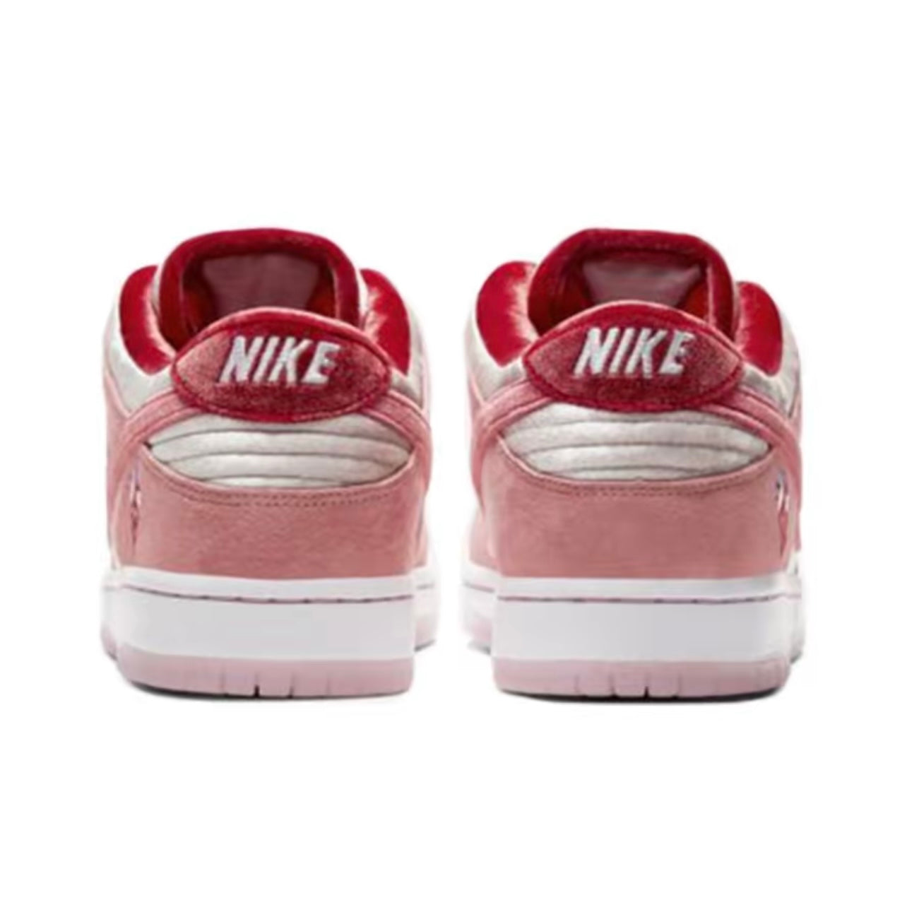 Nike SB Dunk Low StrangeLove Skateboards (Special Box)