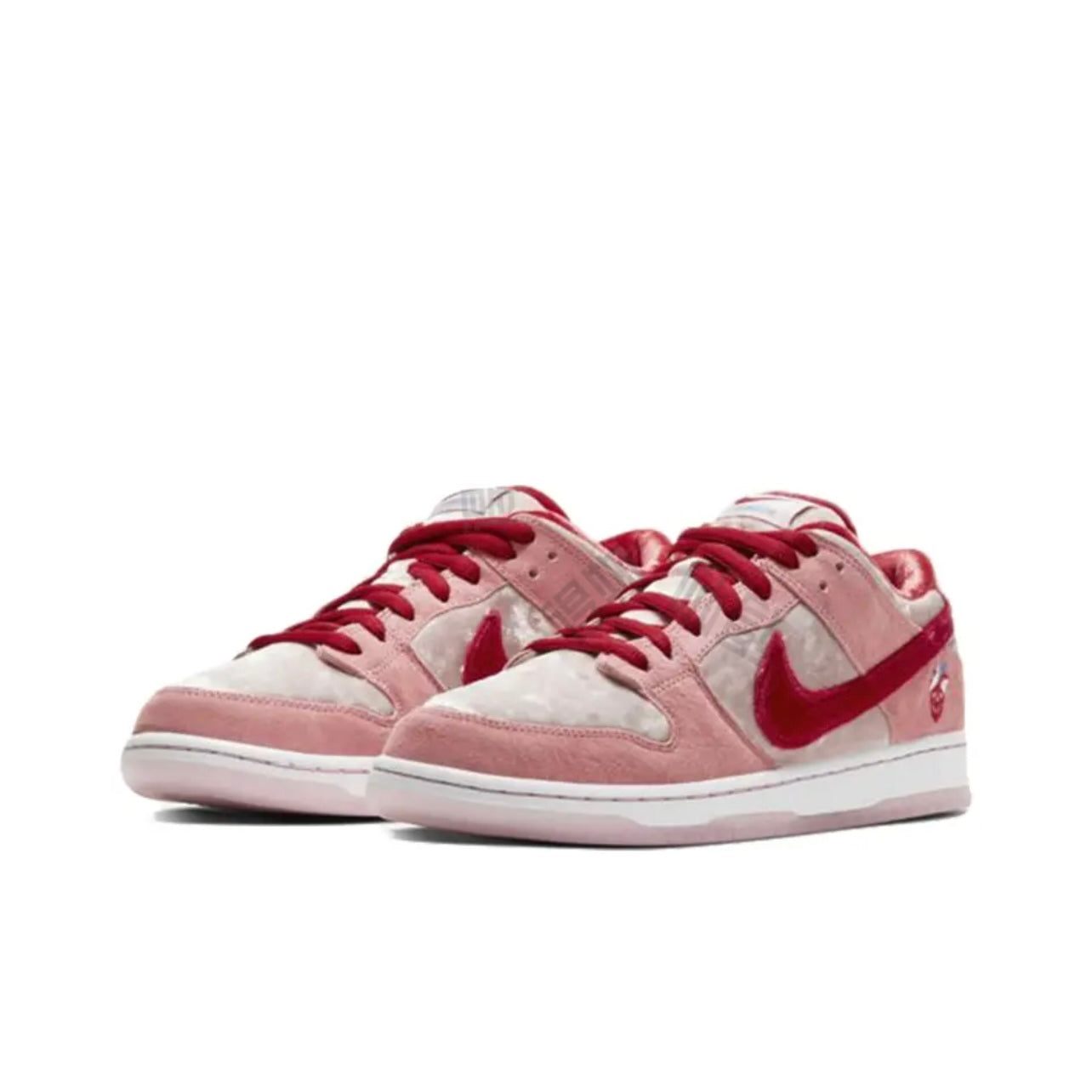 Nike SB Dunk Low StrangeLove Skateboards (Special Box)