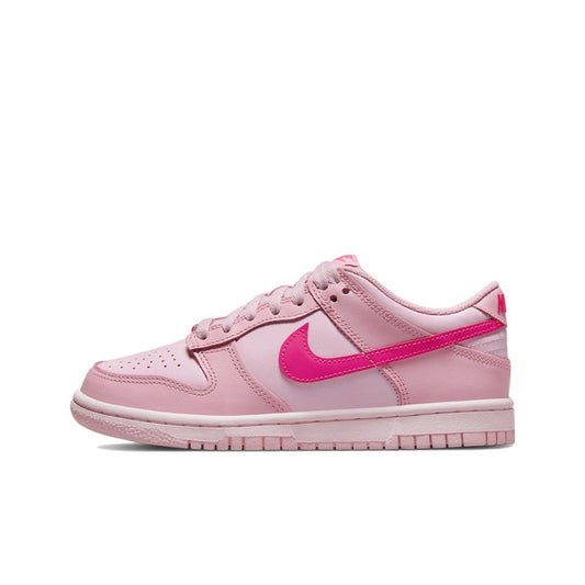 Nike Dunk Low Triple Pink