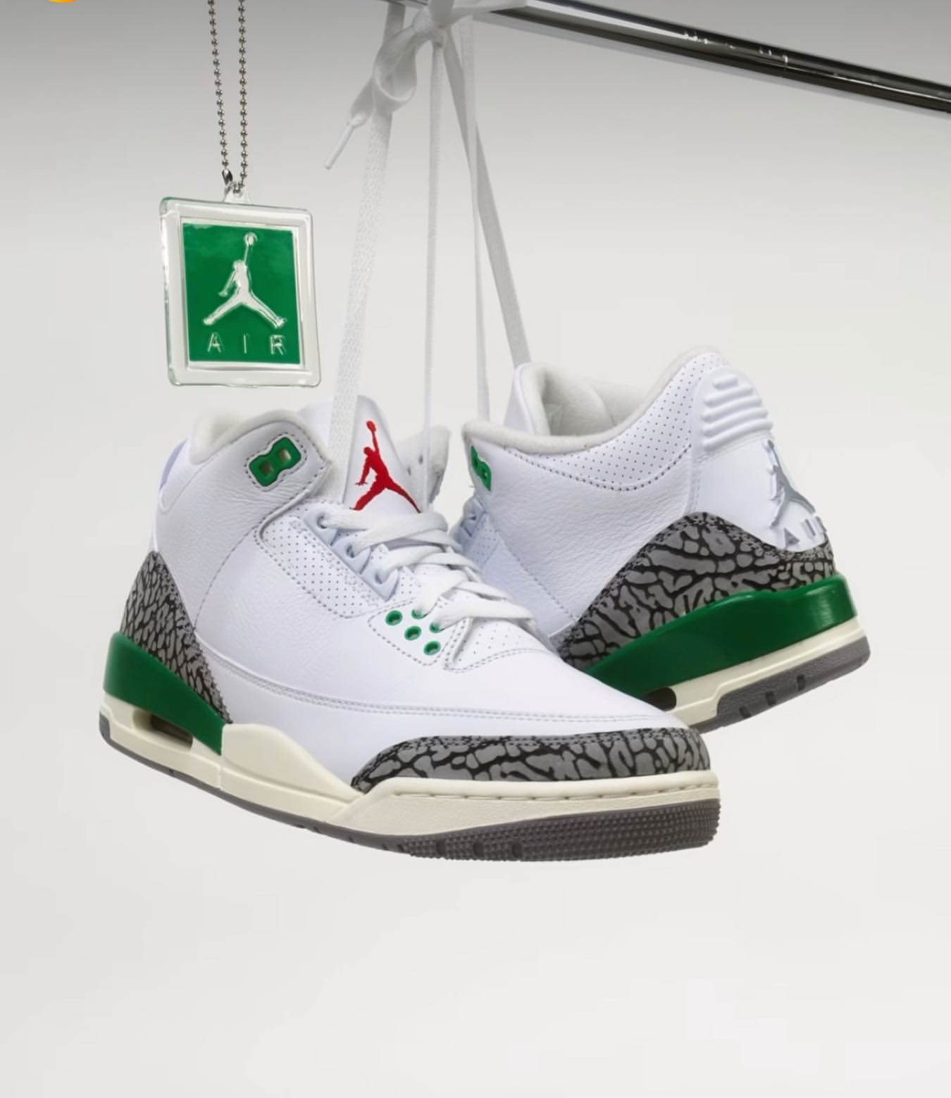 Jordan 3 Retro Lucky Green (Women's)