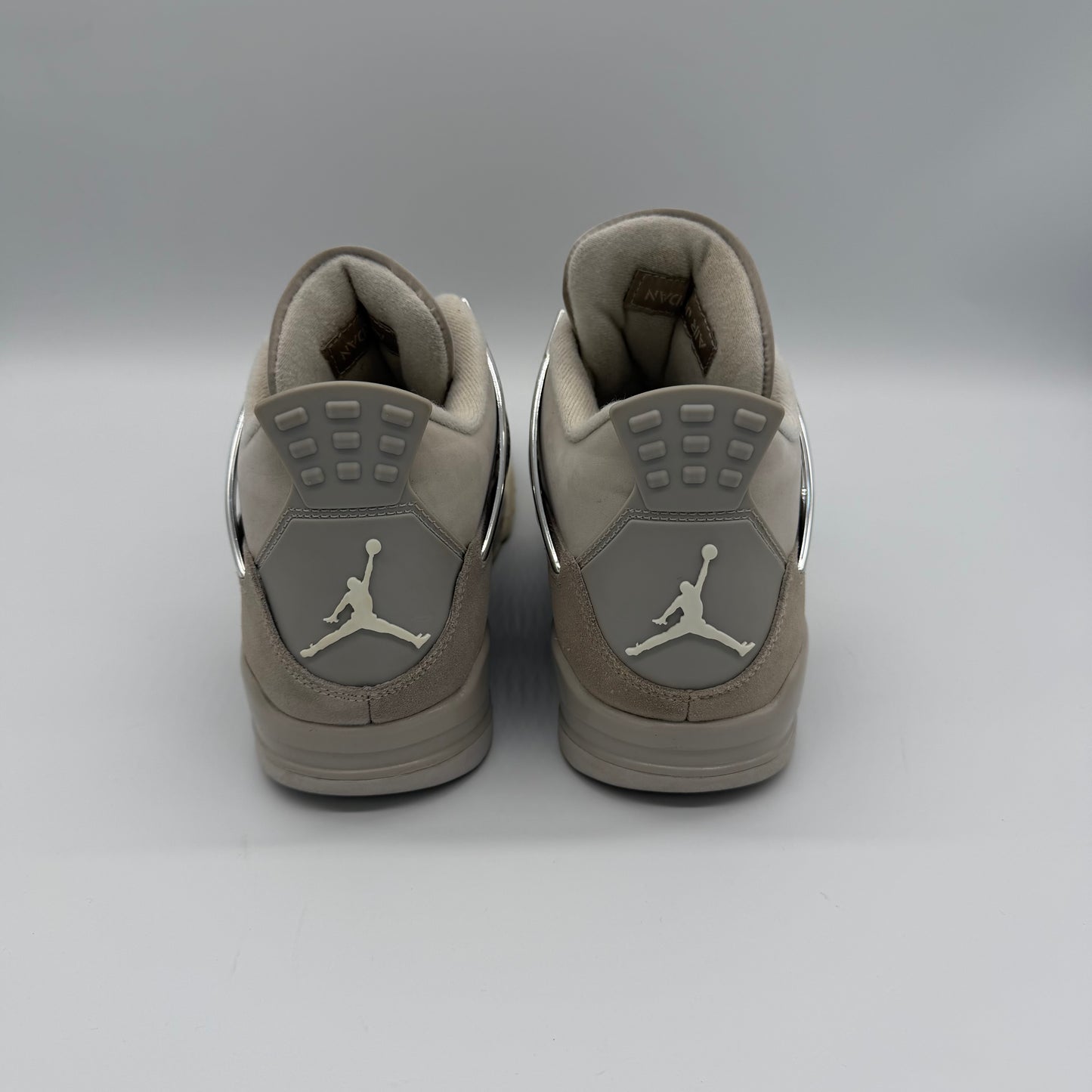 Jordan 4 Retro Frozen Moments (Women's) Pre-owned  US10
