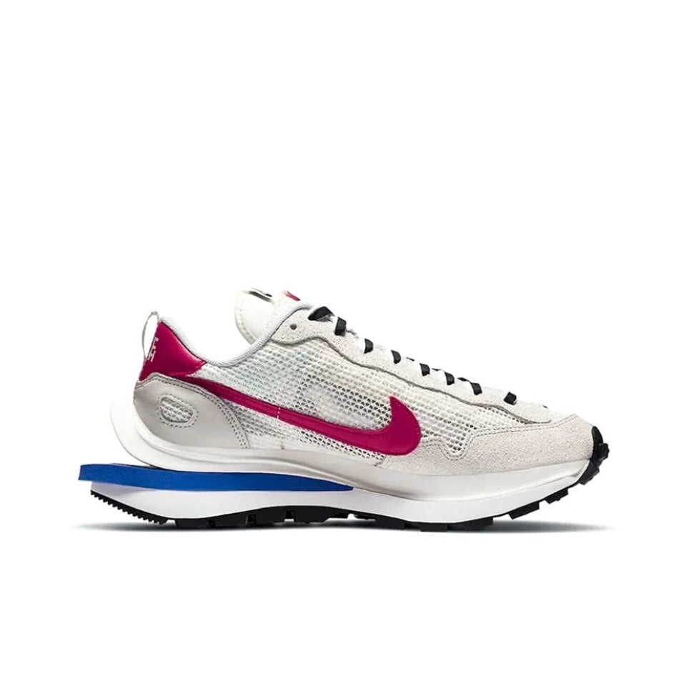 Nike Vaporwaffle sacai Sport Fuchsia Game Royal