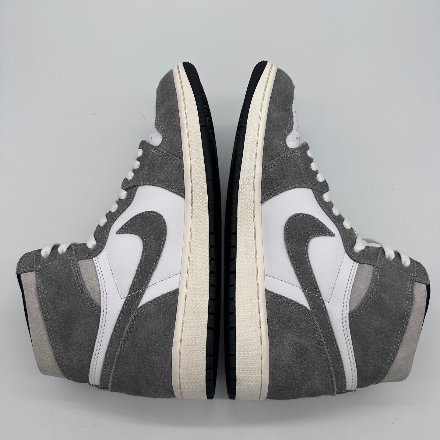 Jordan 1 Retro High OG Washed Black Pre-owned US10