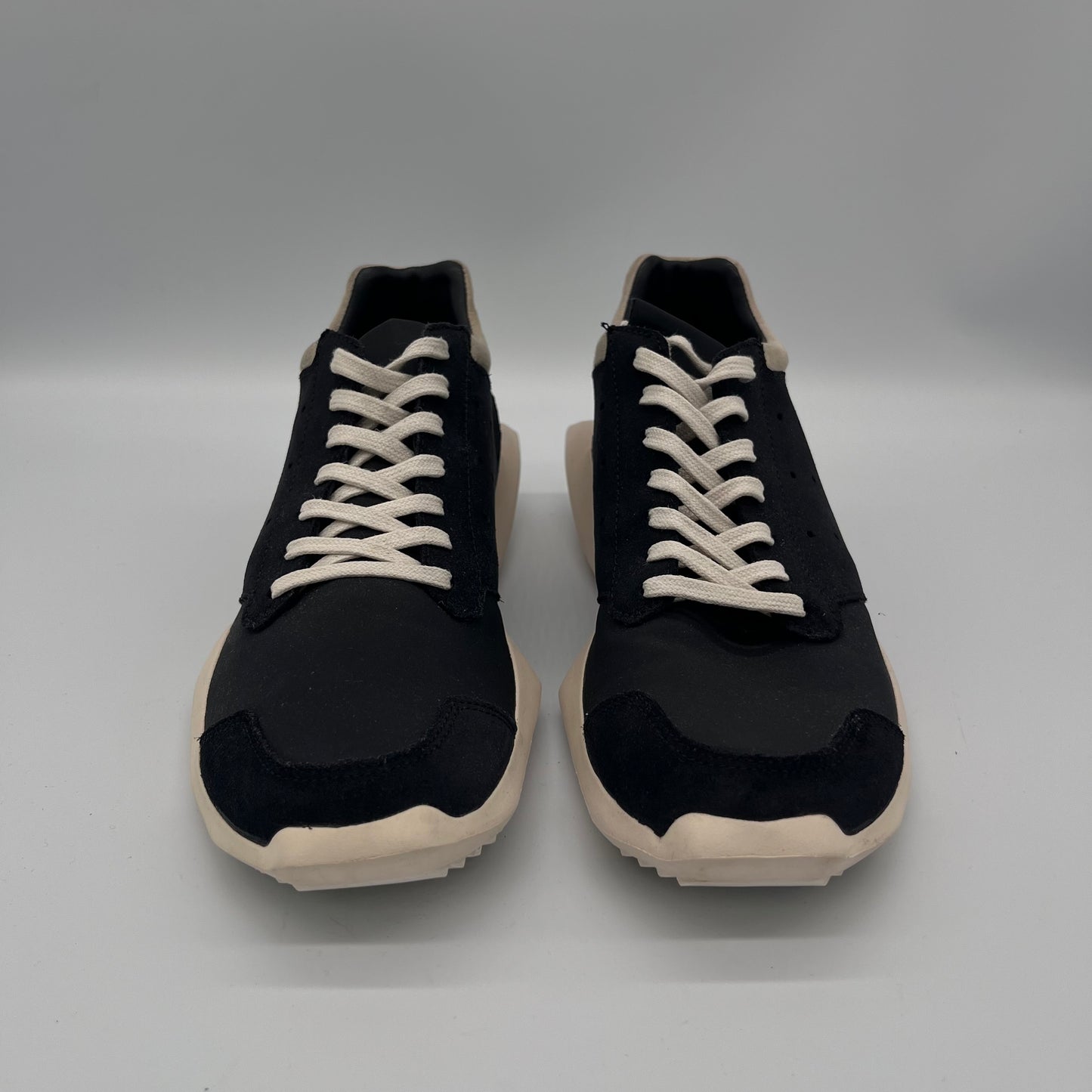 Rick Owens x Adidas Tech Runner White Blackk-Prek-owned US9