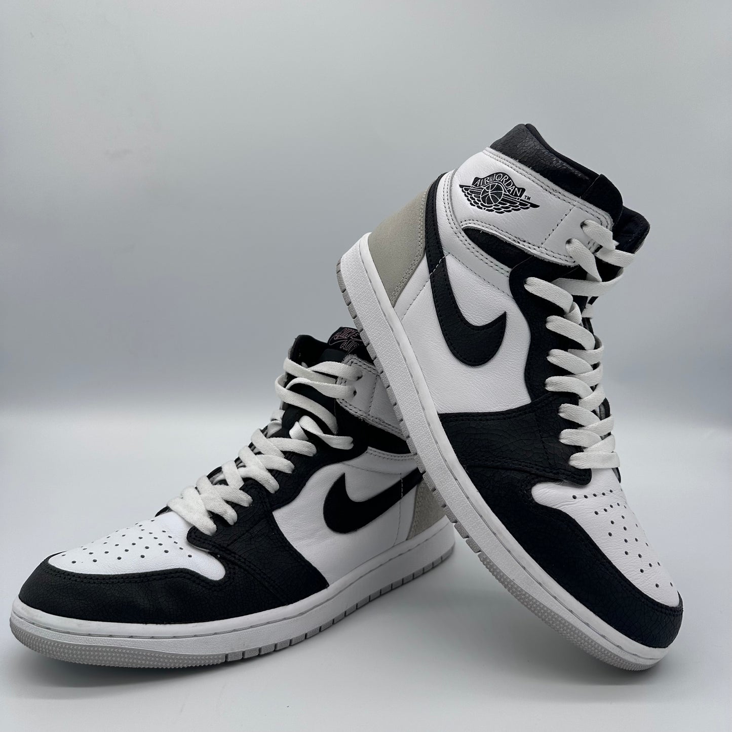 Jordan 1 Retro High OG Bleached Coral Pre-owned US 10