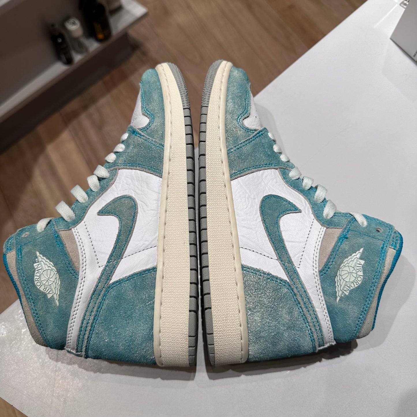 Jordan 1 Retro High Turbo Green (GS) Pre-owned US 6Y