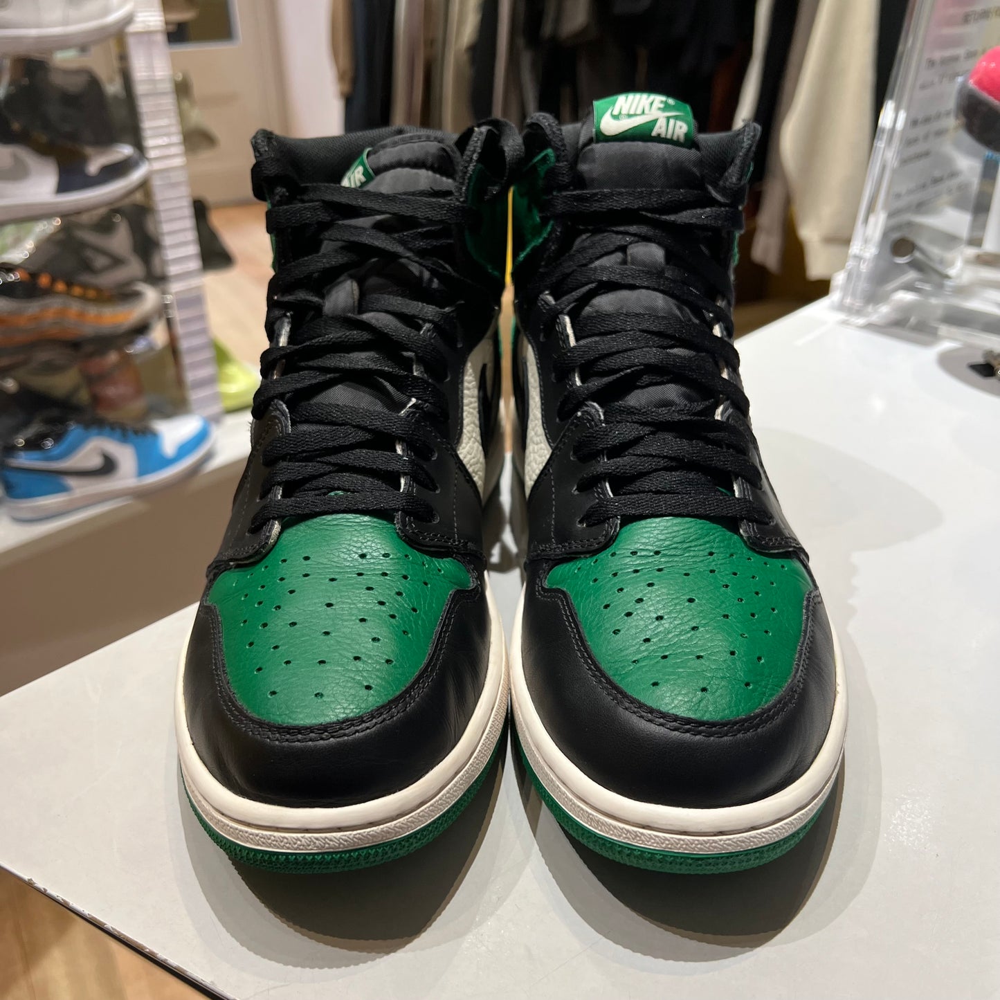 Jordan 1 Retro High Pine Green Pre-owned US14