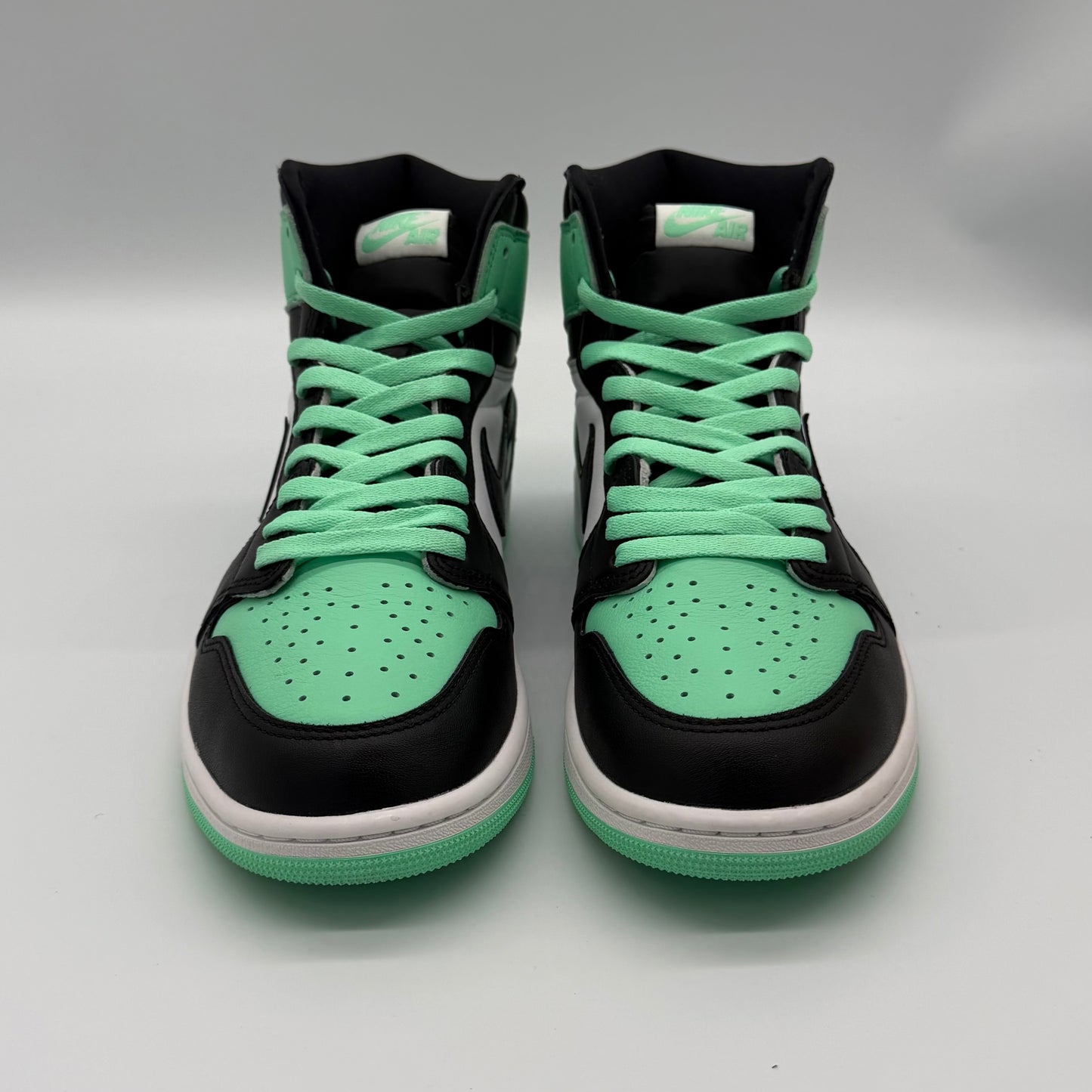 Jordan 1 Retro High OG Green Glow Pre-owned US11