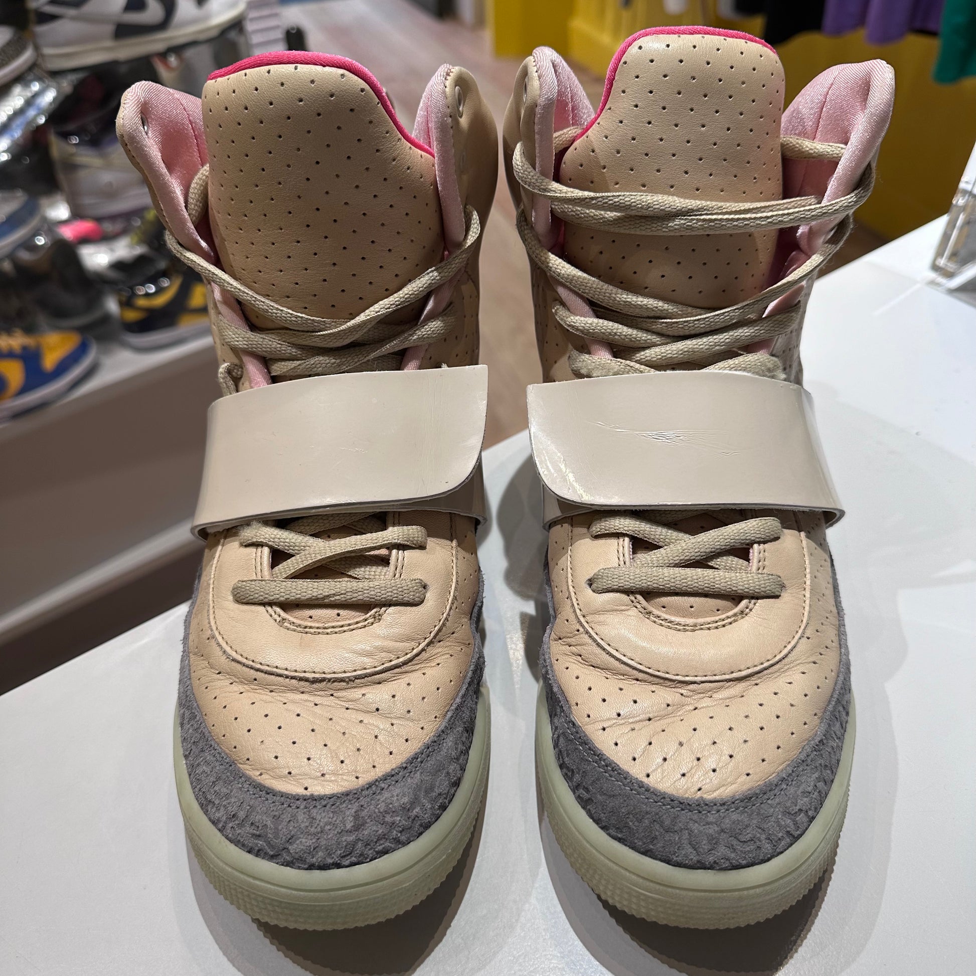Nike Air Yeezy 1 Net Tan Pre owned The Archive Store