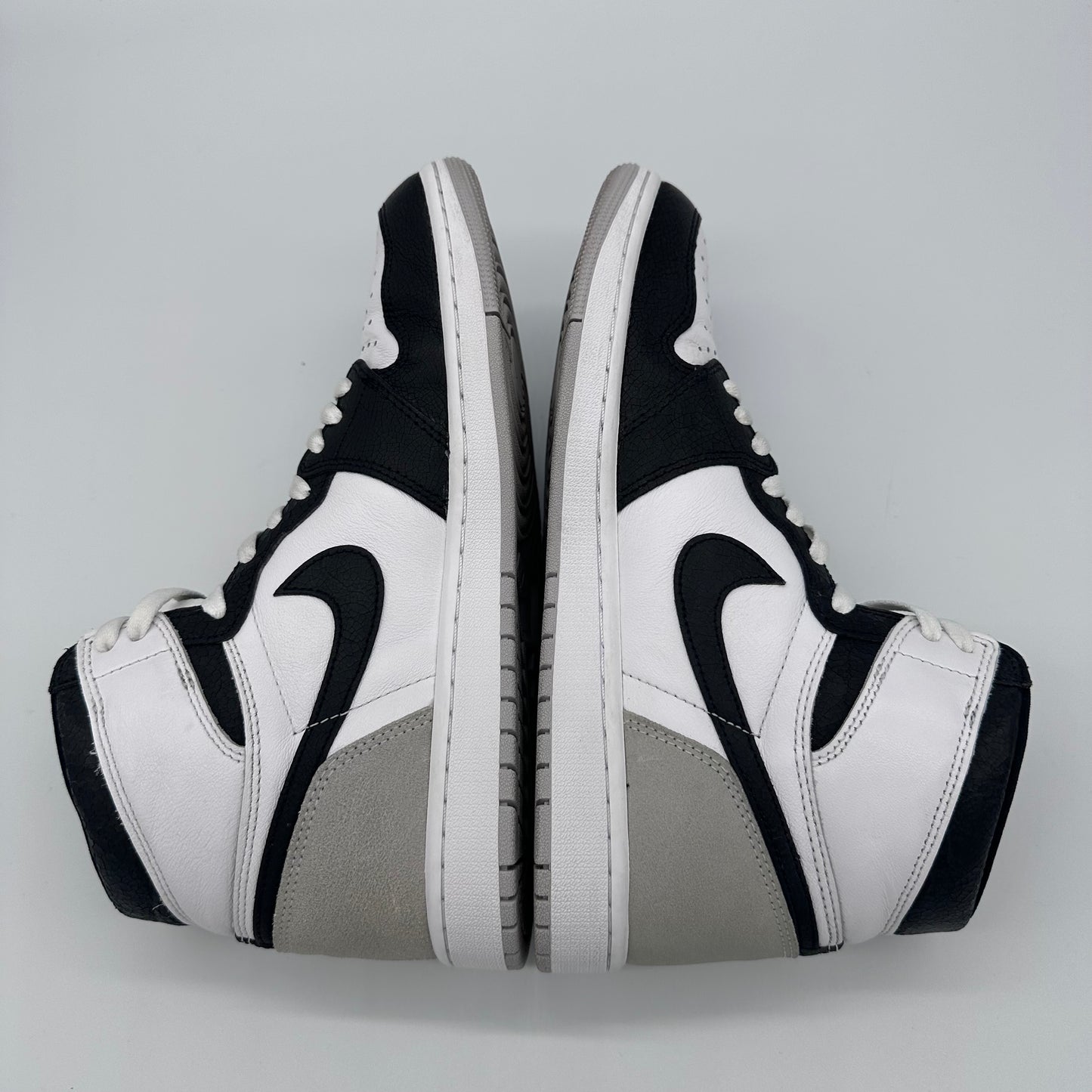 Jordan 1 Retro High OG Bleached Coral Pre-owned US 10