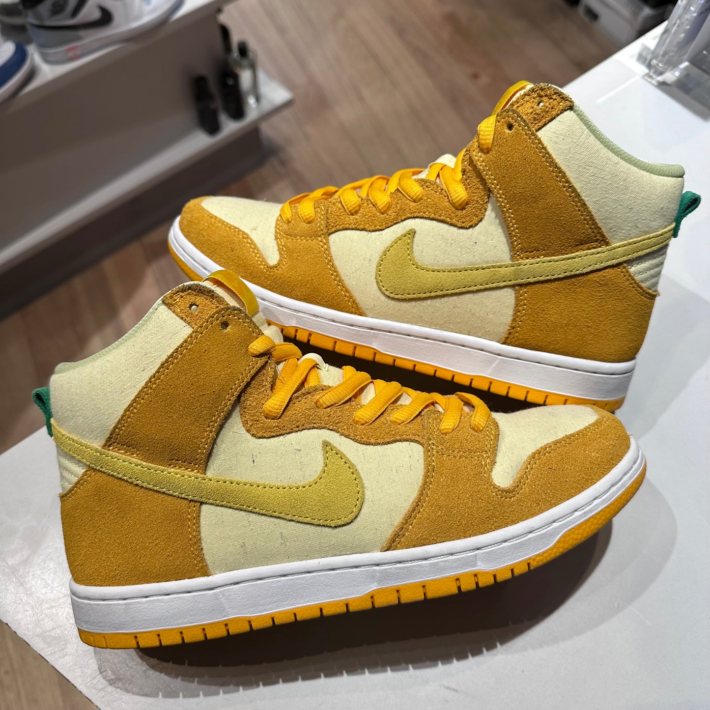 Nike SB Dunk High Pineapple Pre-owned US 8