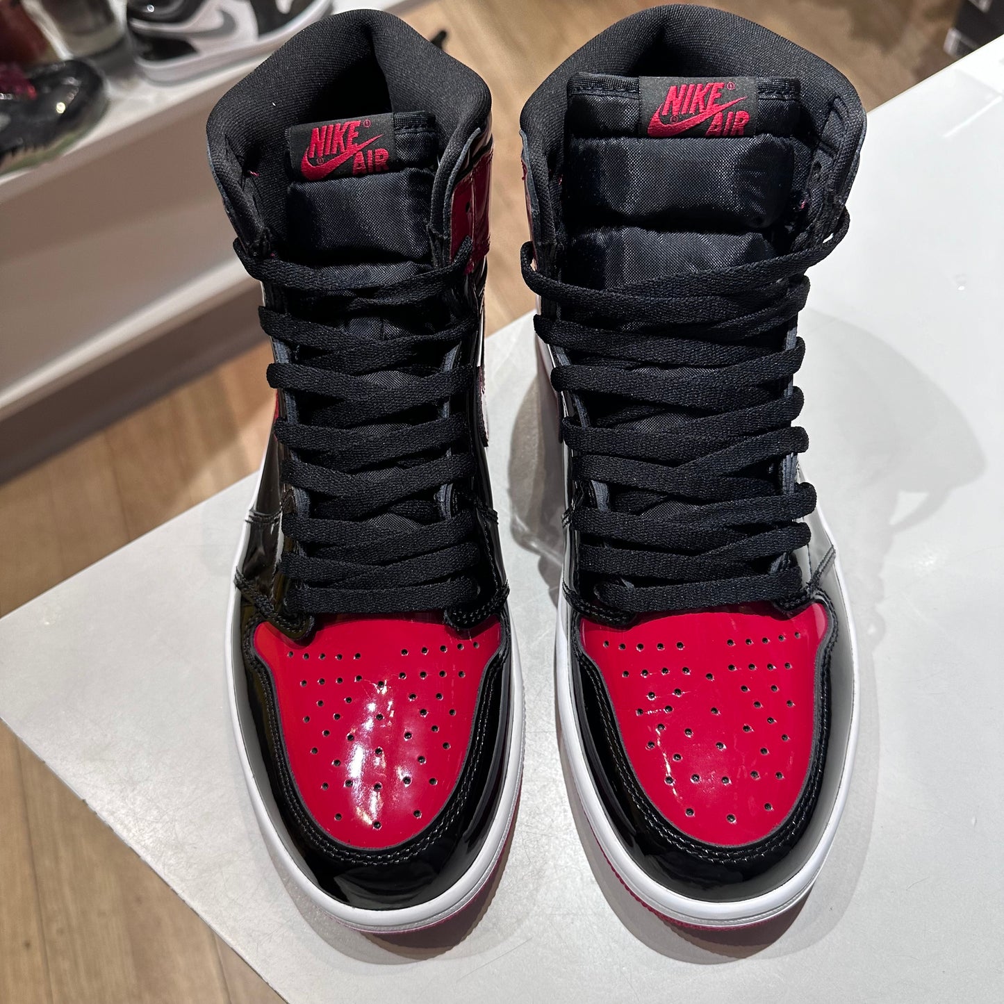 Jordan 1 Retro High OG Patent Bred Pre-owned US 11