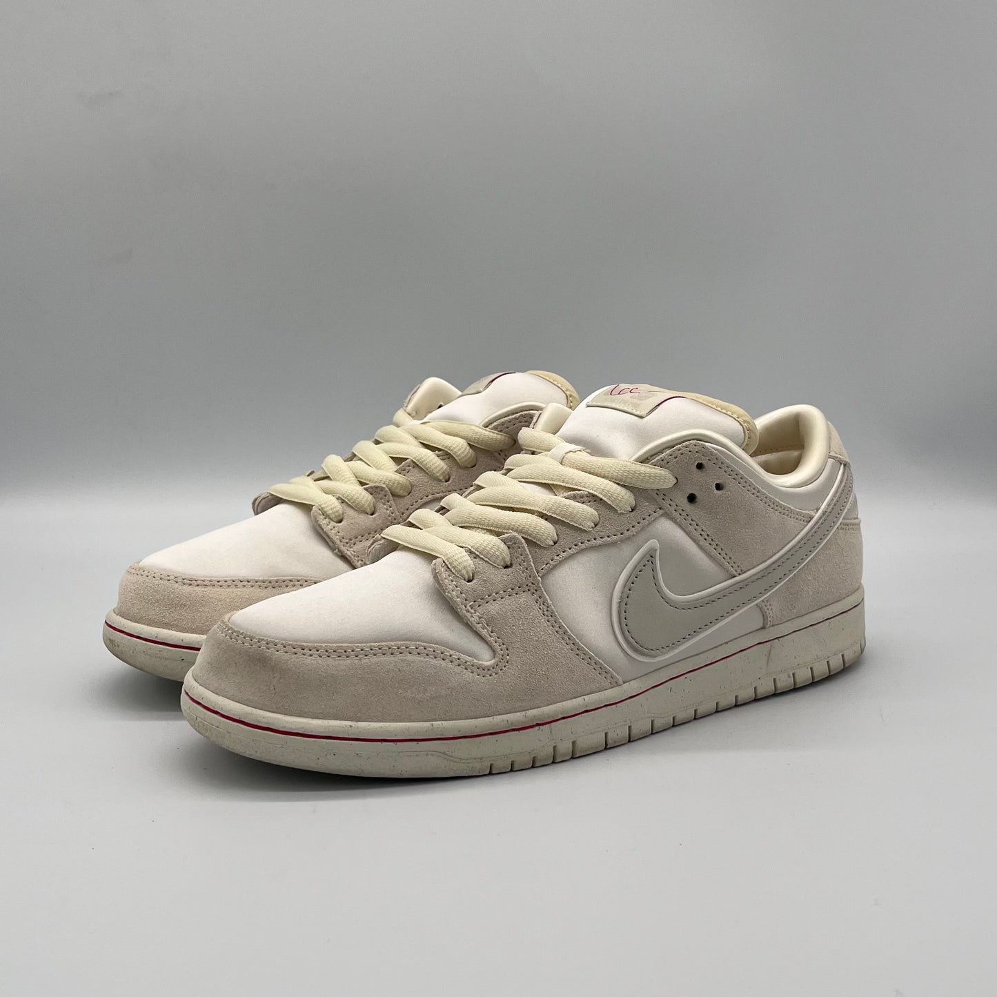 Nike SB Dunk Low City of Love Light Bone Pre-owned US11