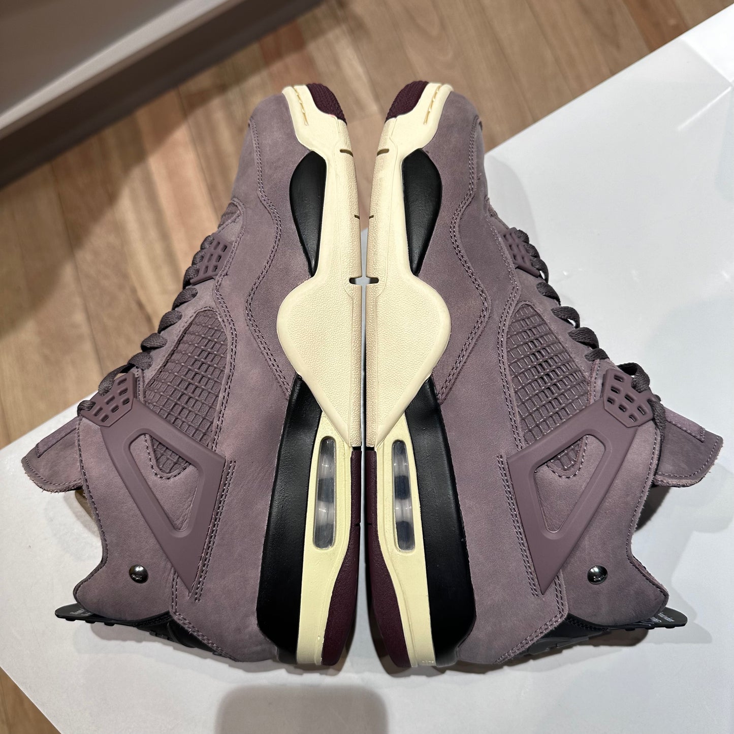 Jordan 4 Retro A Ma Maniére Violet Ore US 11 Pre-owned