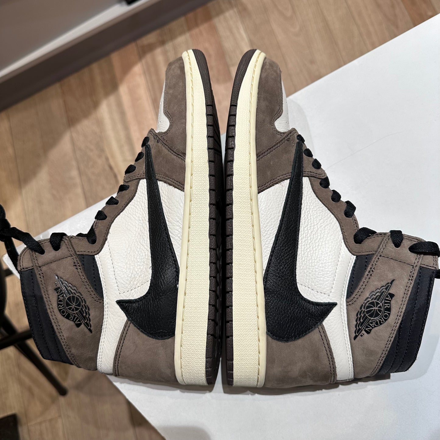 Jordan 1 Retro High OG SP Travis Scott Mocha Pre-owned US 11