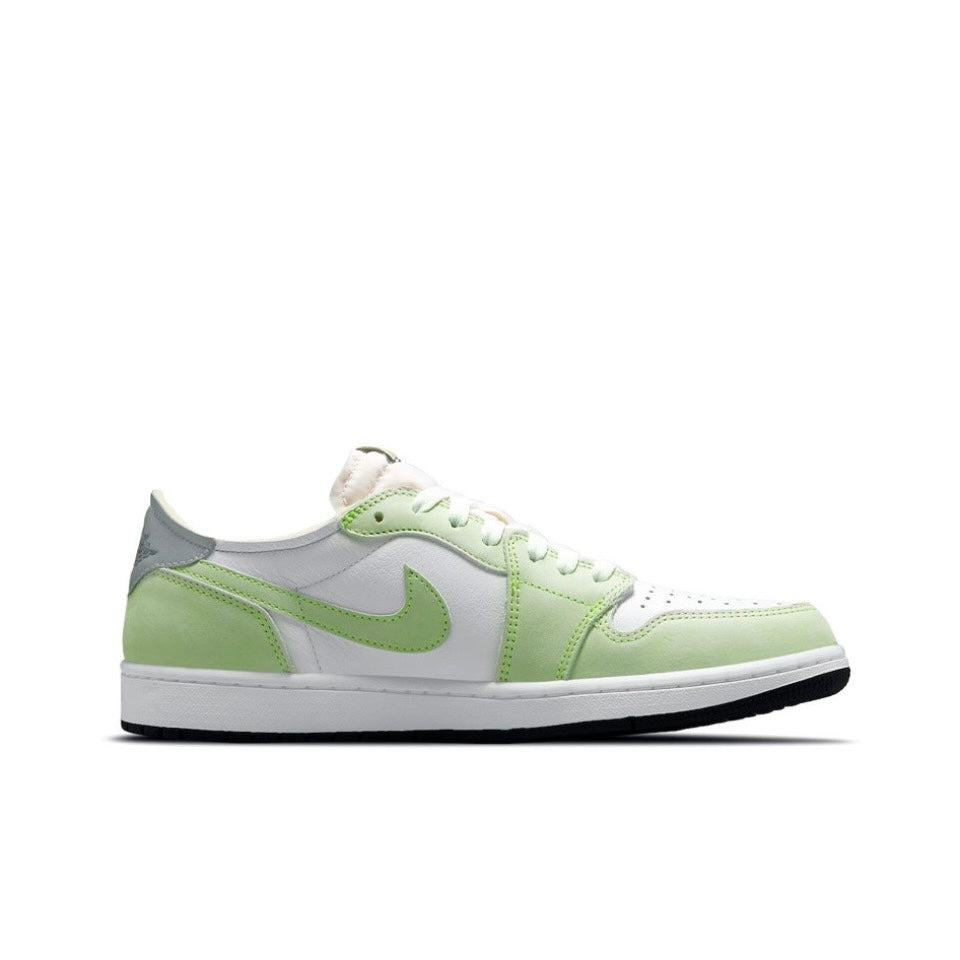 Jordan 1 Retro Low White Ghost Green Black