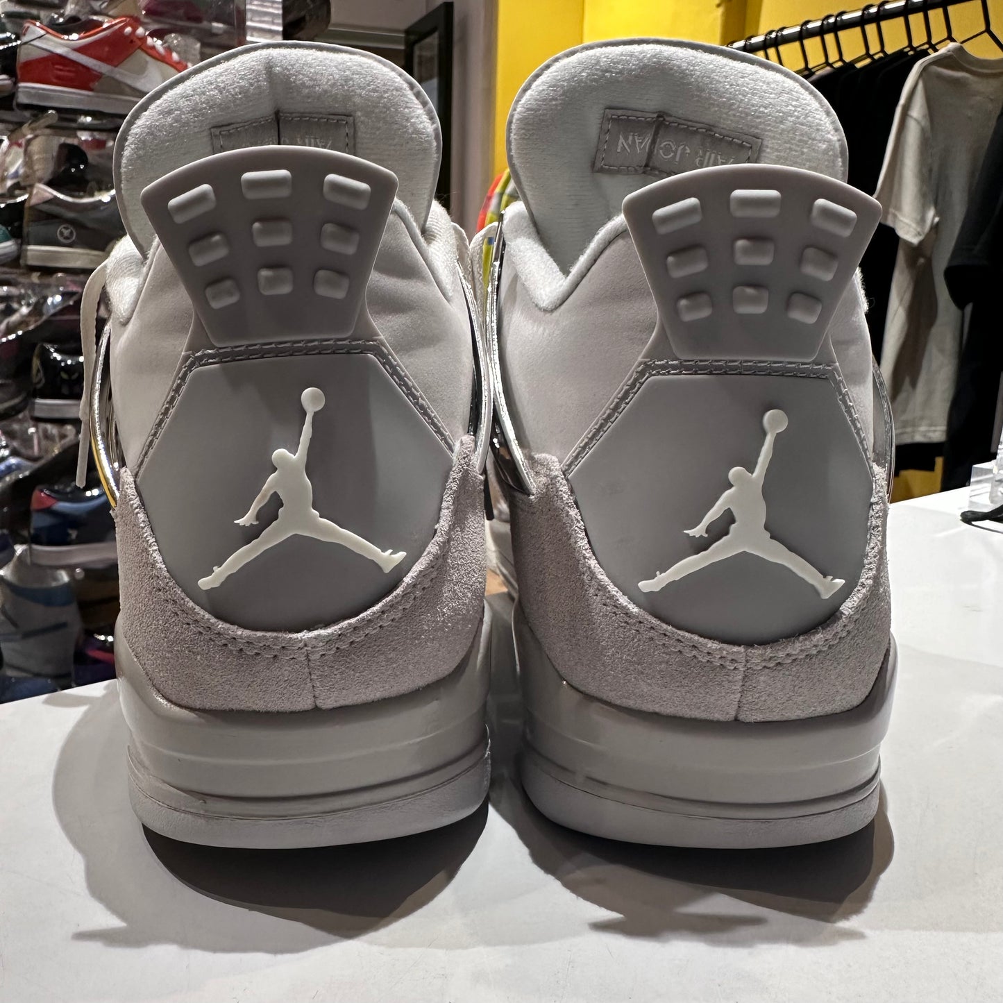 Jordan 4 Retro Frozen Moments (Women's) Pre-owned WUS 12