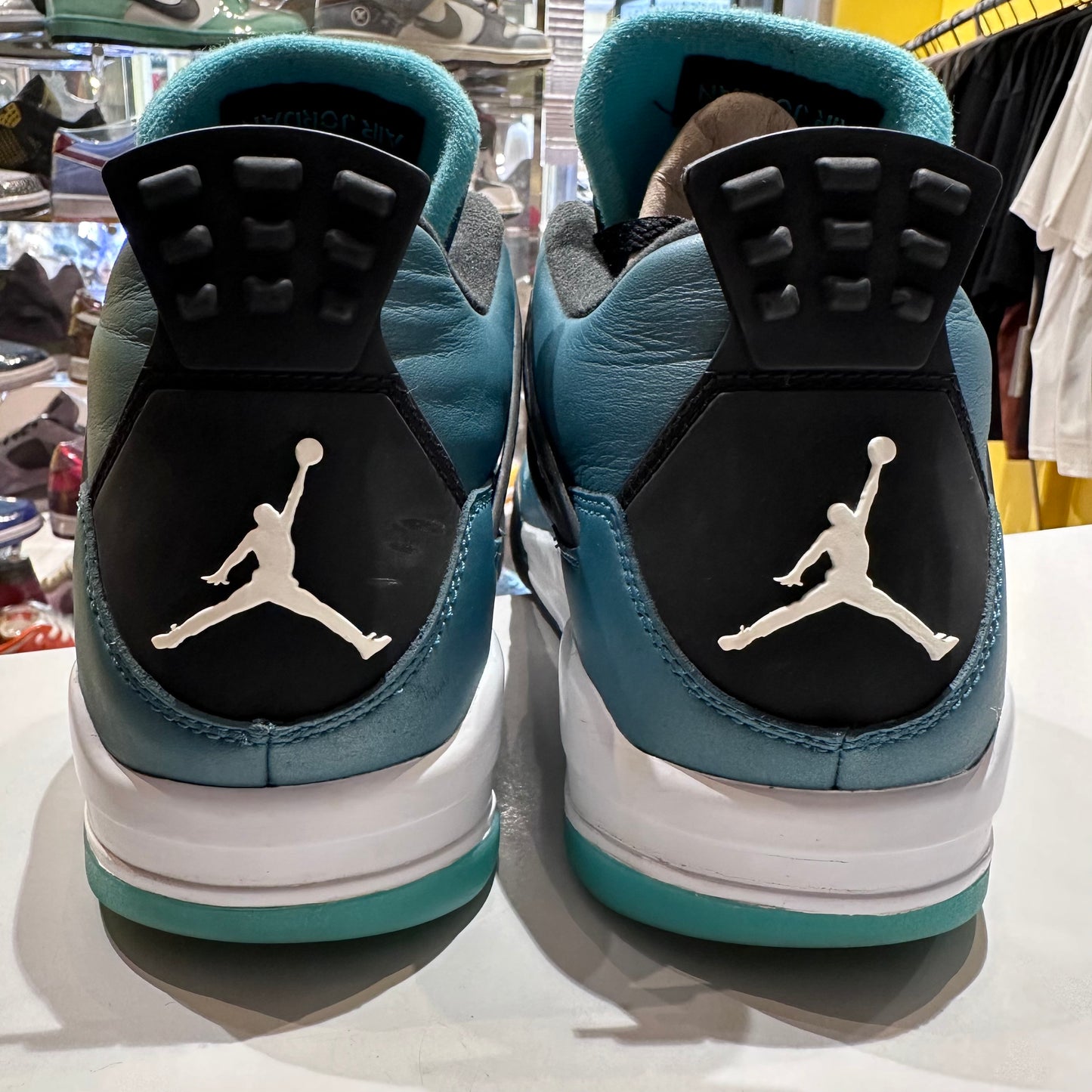 Jordan 4 Retro Teal Pre-owned US12