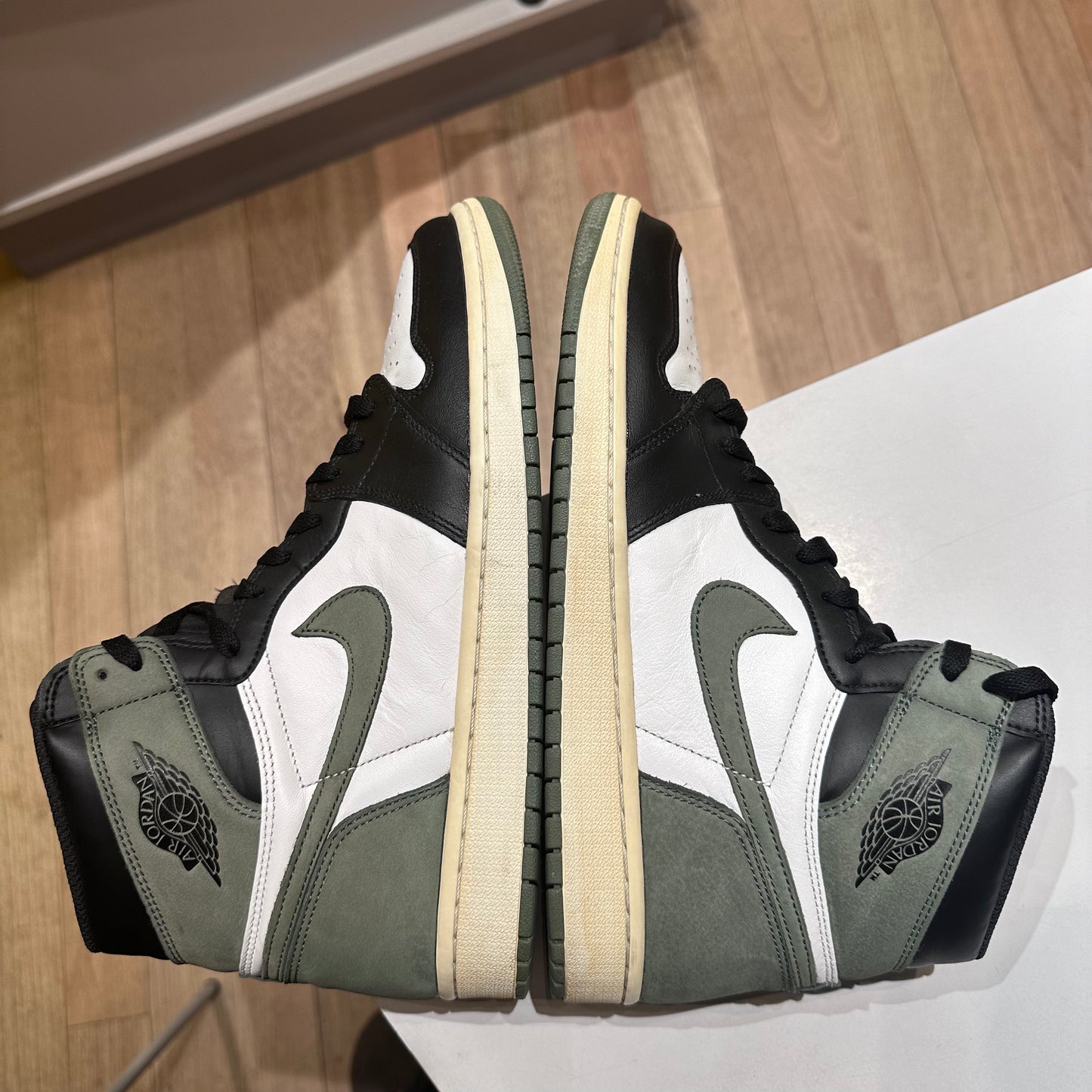 Jordan 1 Retro High Clay Green Pre-owned US 12