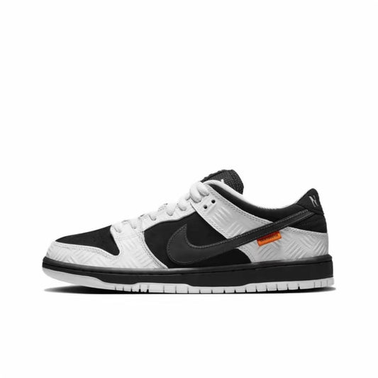 Nike SB Dunk Low TIGHTBOOTH Pre-owned US 7