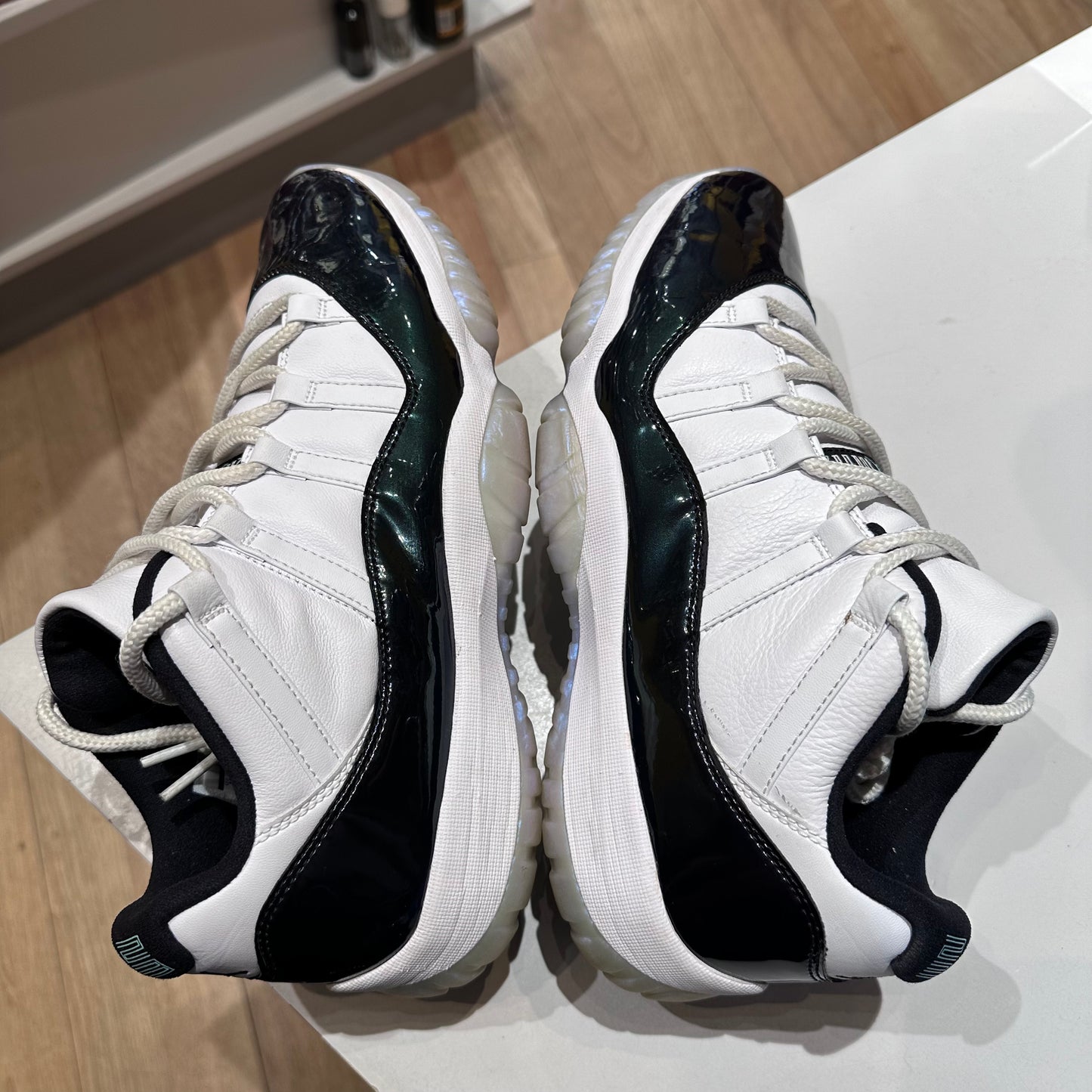 Jordan 11 Retro Low Iridescent US 12 Pre-owned